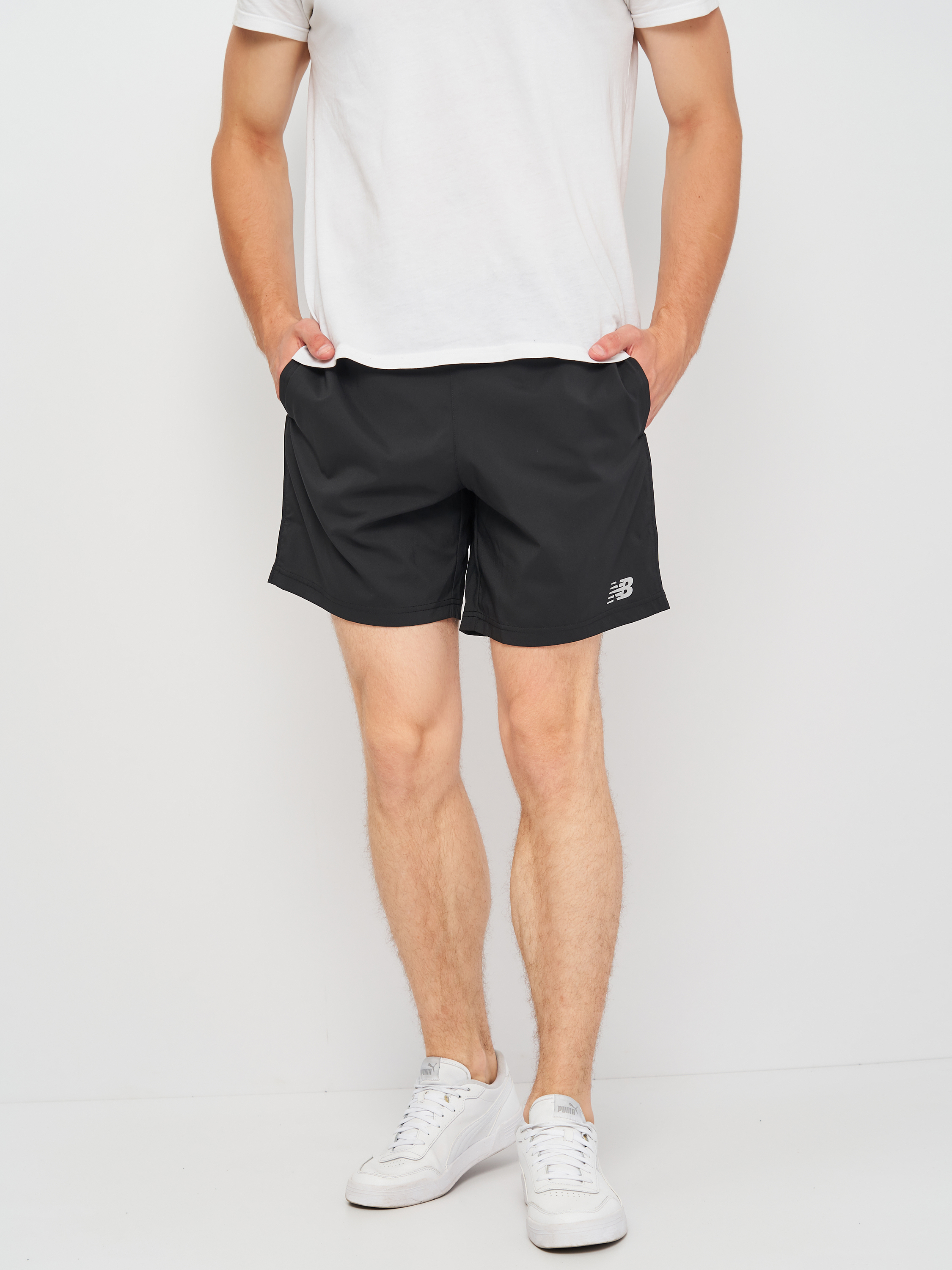 

Шорты New Balance Core Run 7 Inch MS11201BK  Черные, Шорты New Balance Core Run 7 Inch MS11201BK XS Черные