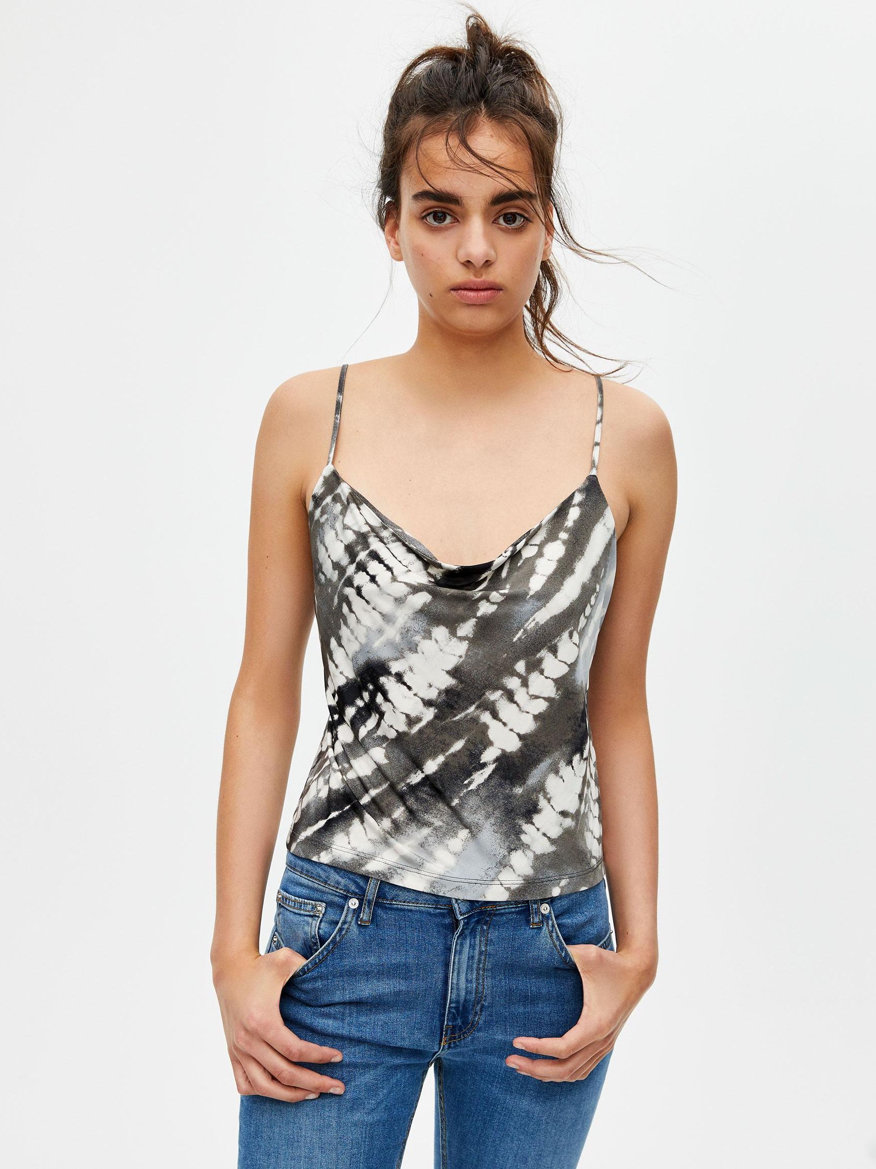 

Топ Pull & Bear 5247/341/800  Серый, Топ Pull & Bear 5247/341/800 L Серый