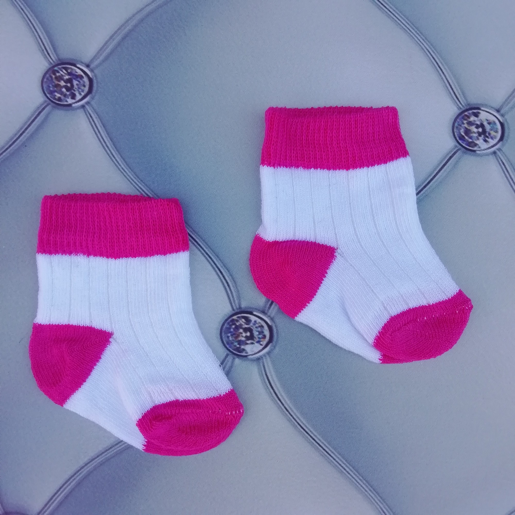 

Носки для новорожденных A.D.N Socks 6-8 р белый с малиновым