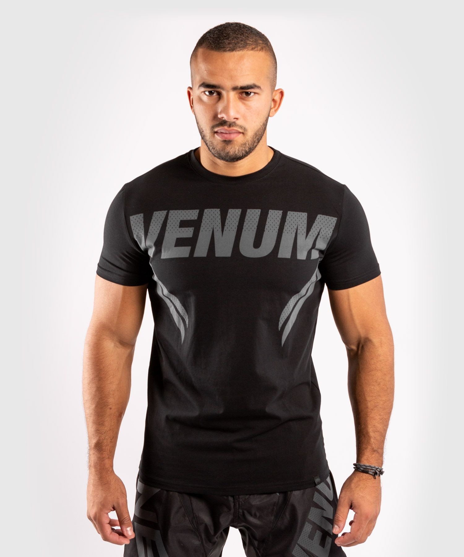 

Футболка Venum ONE FC Impact Black/Black Размер, Футболка Venum ONE FC Impact Black/Black Размер: M