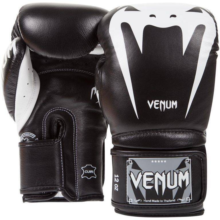 

Перчатки Venum Giant 3.0 Boxing Gloves Черные 16 унций