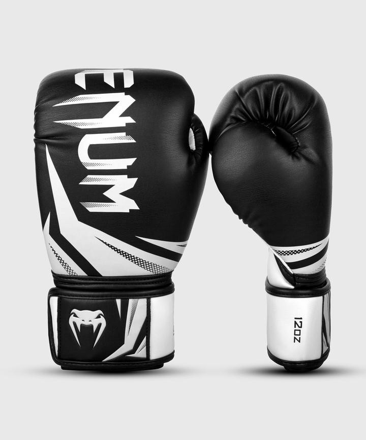 

Перчатки для бокса Venum Challenger 3.0 Boxing Gloves Черно-белые 14 унций