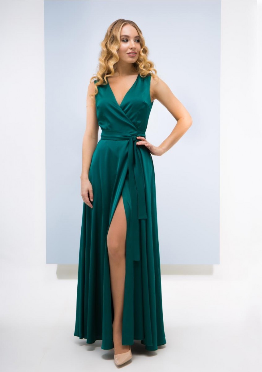 

Зеленое платье макси FashionYouWant M/L зеленый 43425456