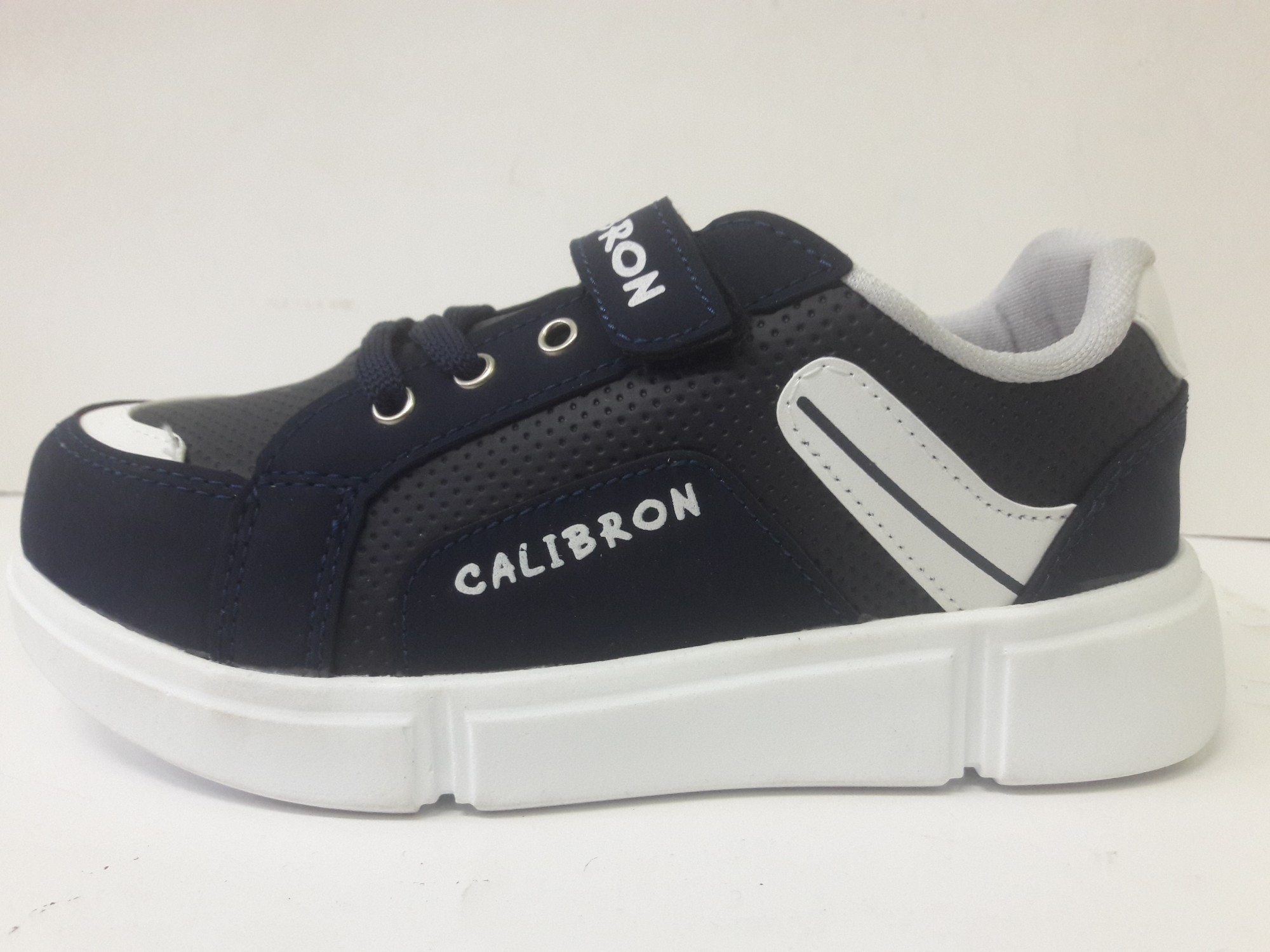 

Кроссовки для мальчиков Calibron 35 (22 см) синие 2035