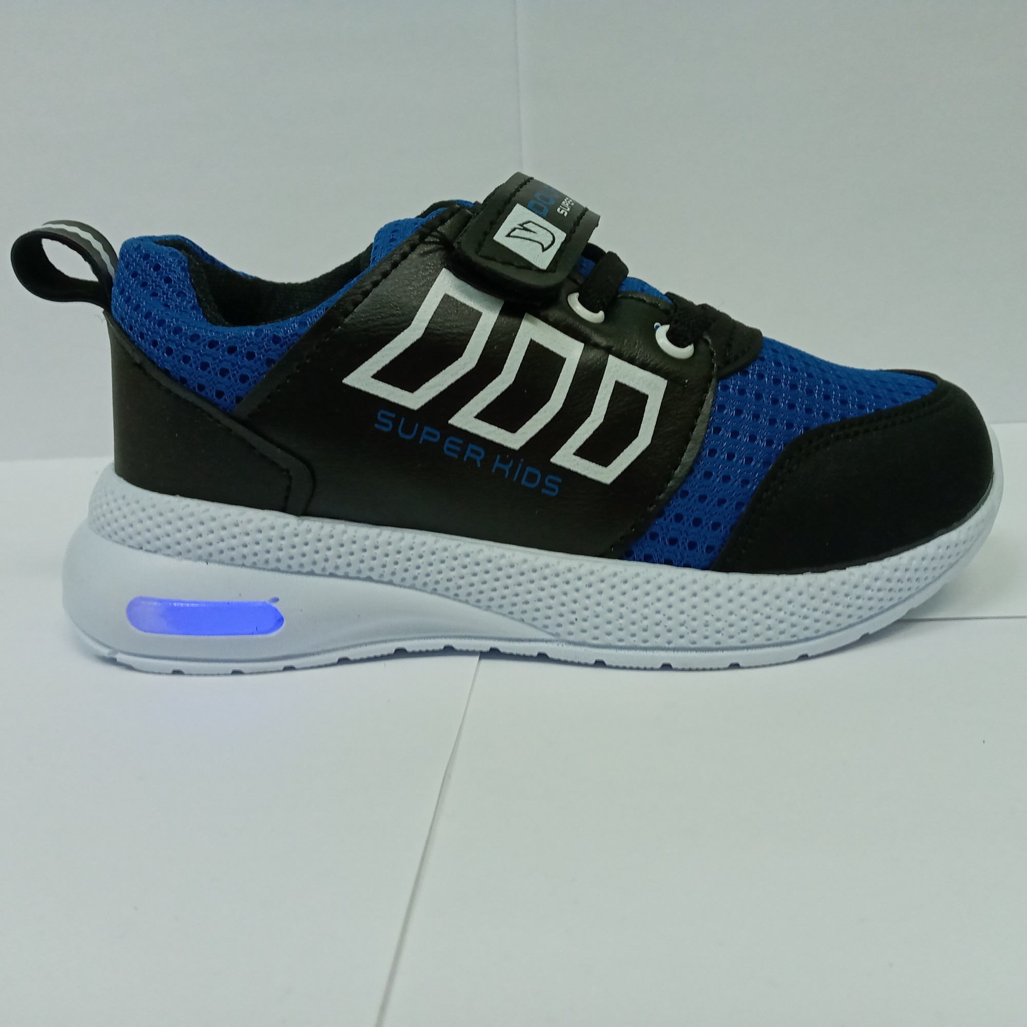 

Кроссовки для мальчиков DOLPHIN 26 (16 см) черные 2091