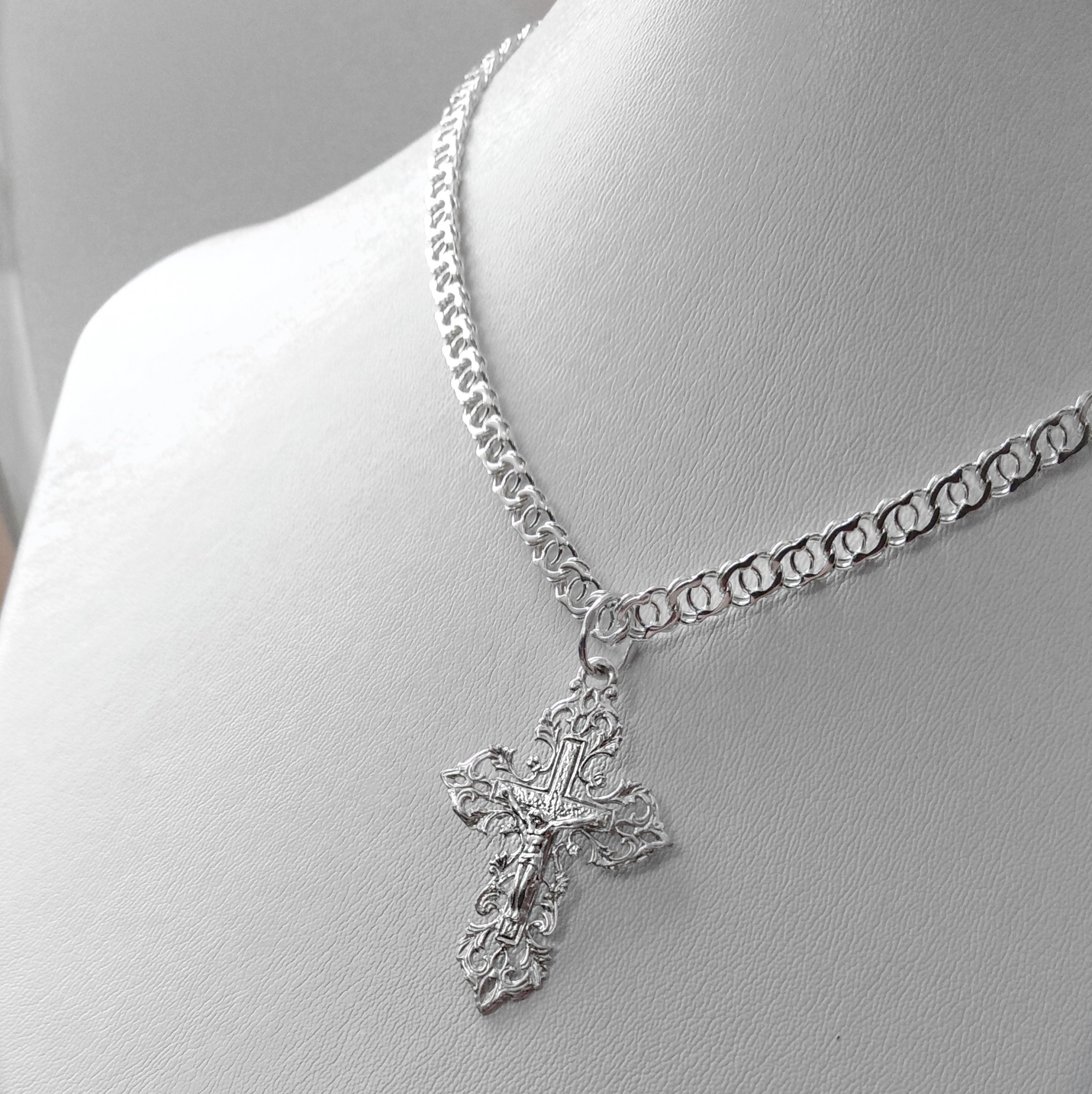 

Серебряный крест Meridian 925 пробы (Кр0018)
