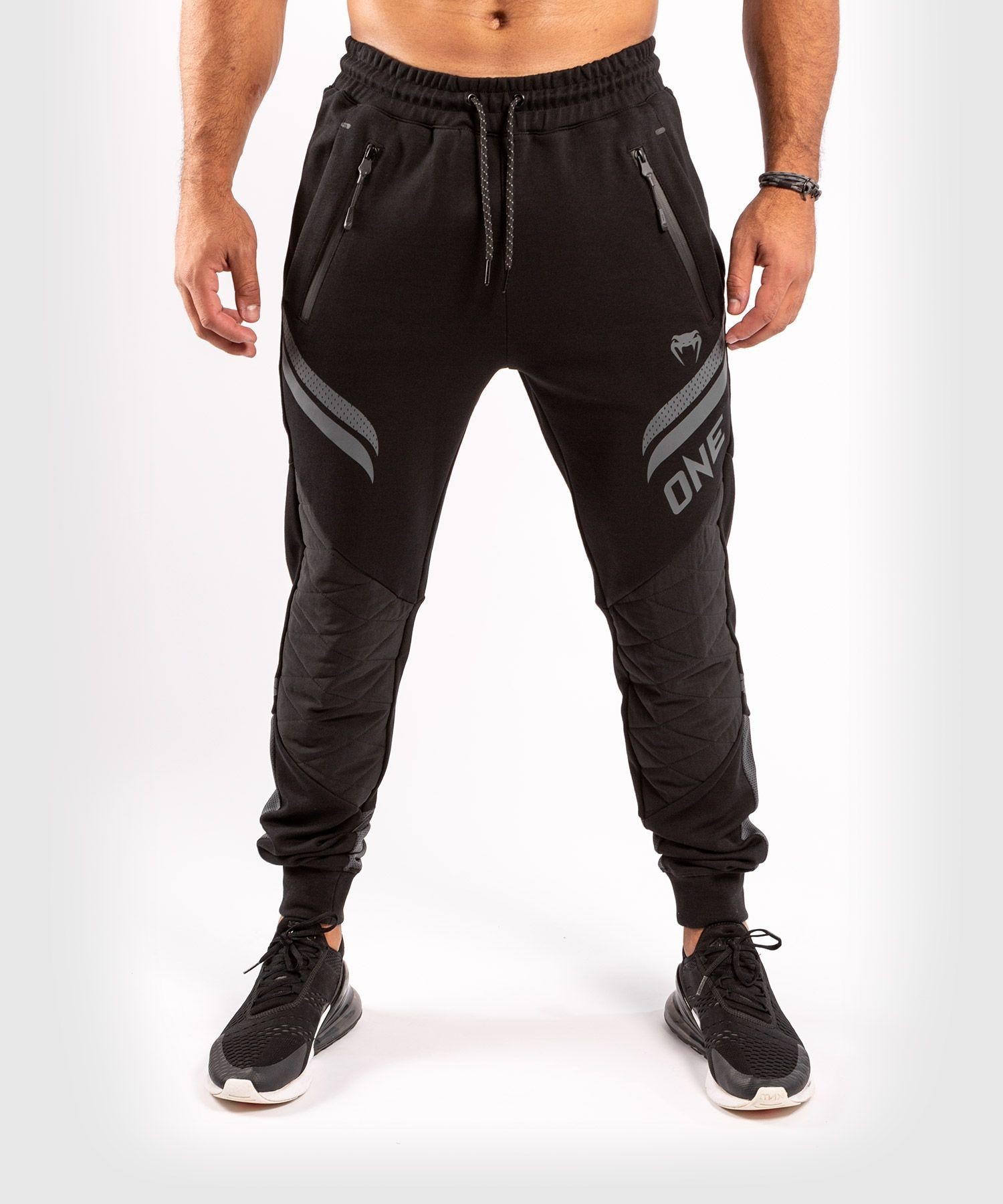 

Спортивные штаны Venum ONE FC IMPACT JOGGERS Размер, Спортивные штаны Venum ONE FC IMPACT JOGGERS Размер: XL