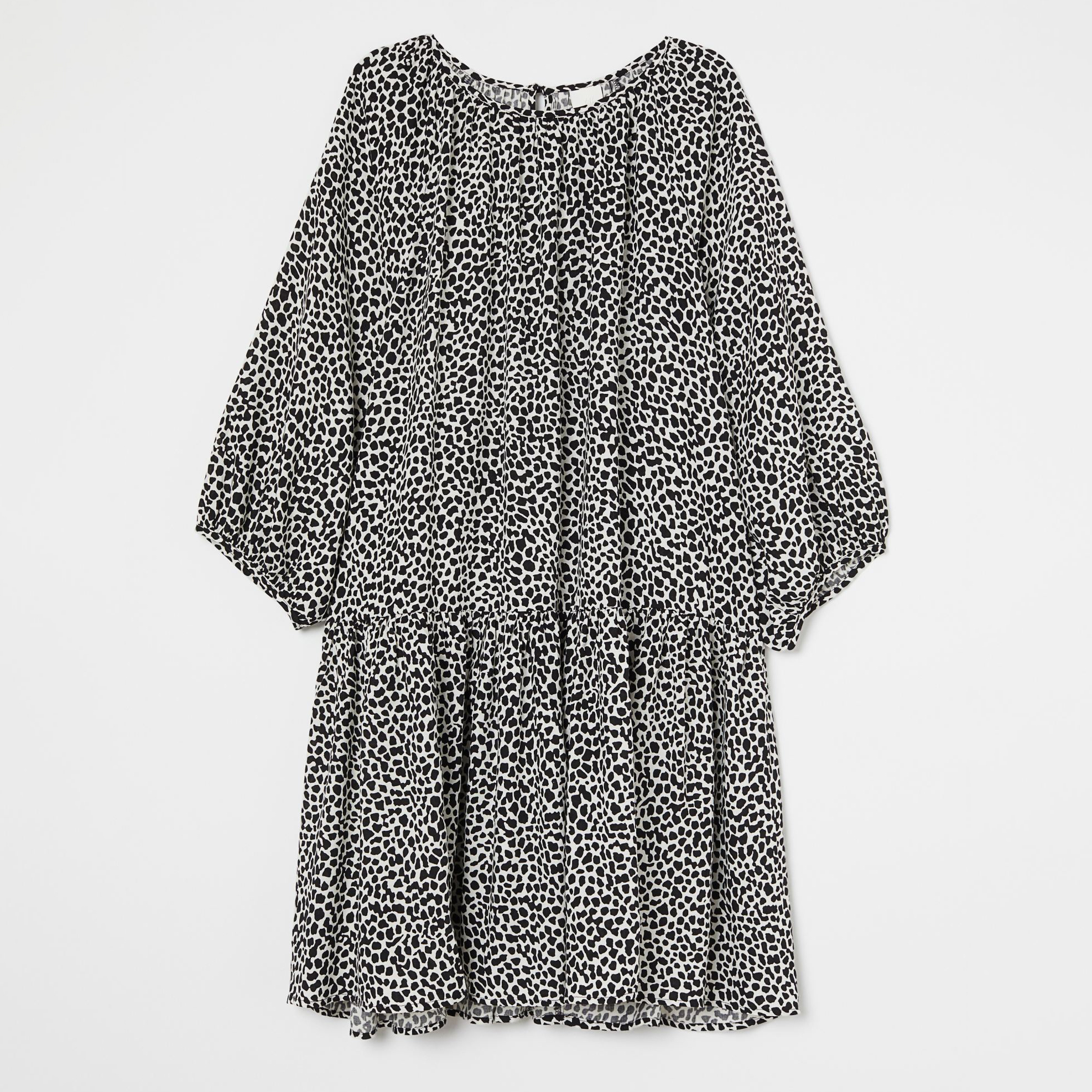 

Платье H&M 9154532sm M Белое с черным
