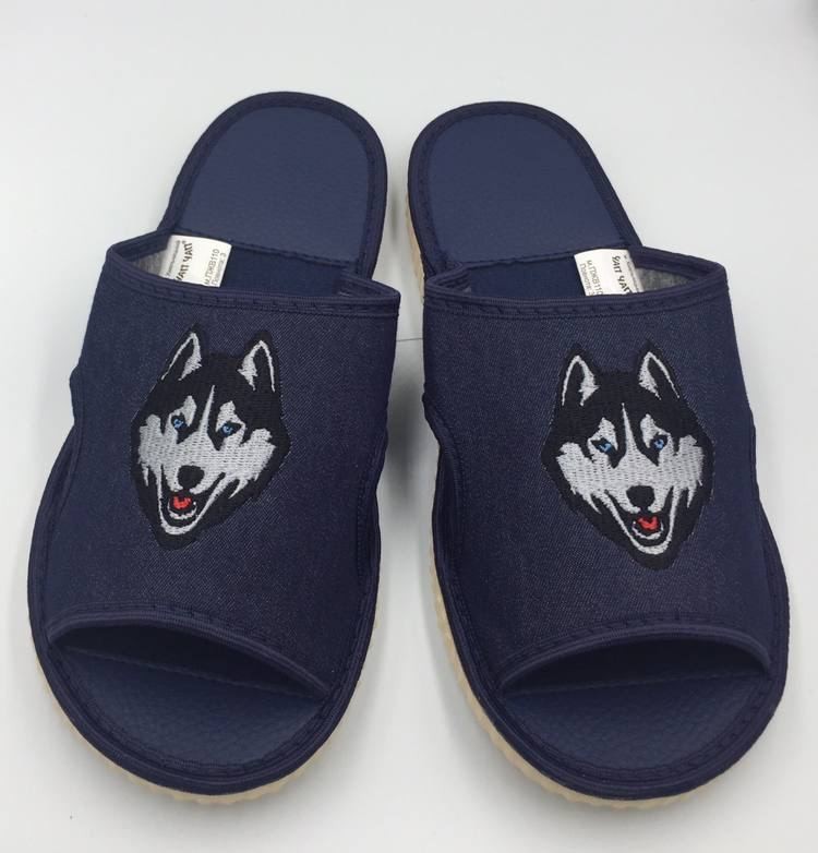 

Подростковые тапочки Sweet slippers 39р джинс Лютоволк открытые