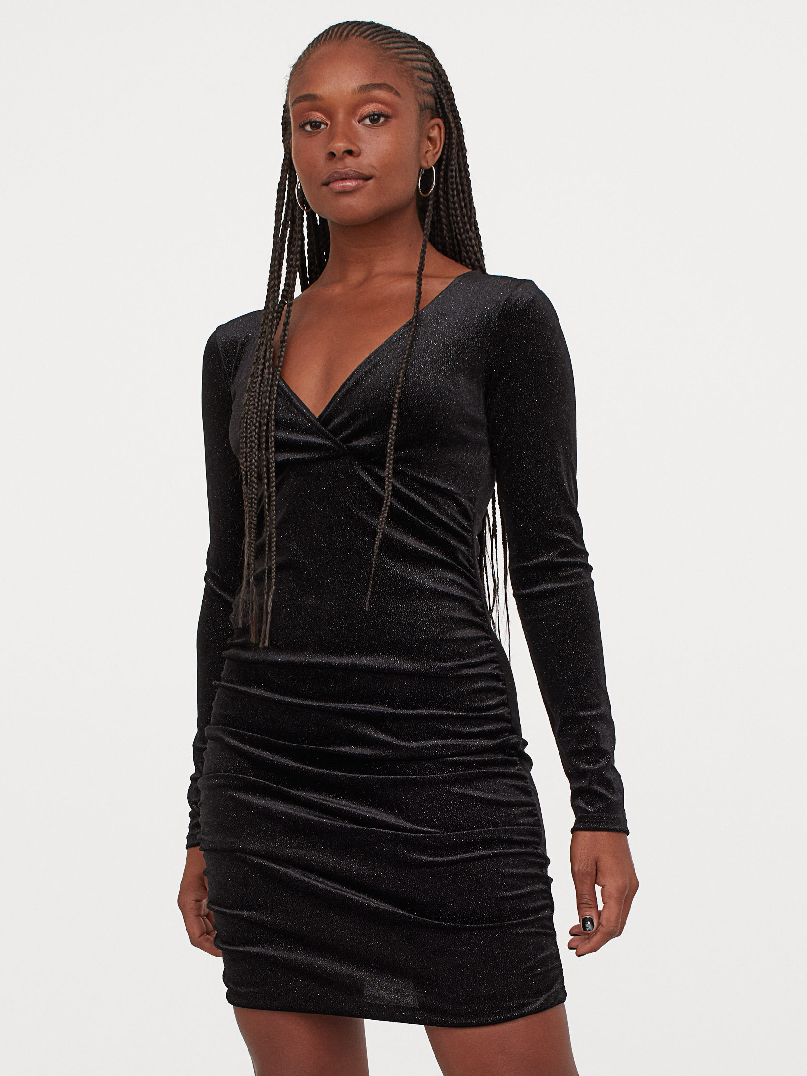 

Платье H& Divided 060928254_black М Черное, Платье H&M Divided 060928254_black М Черное