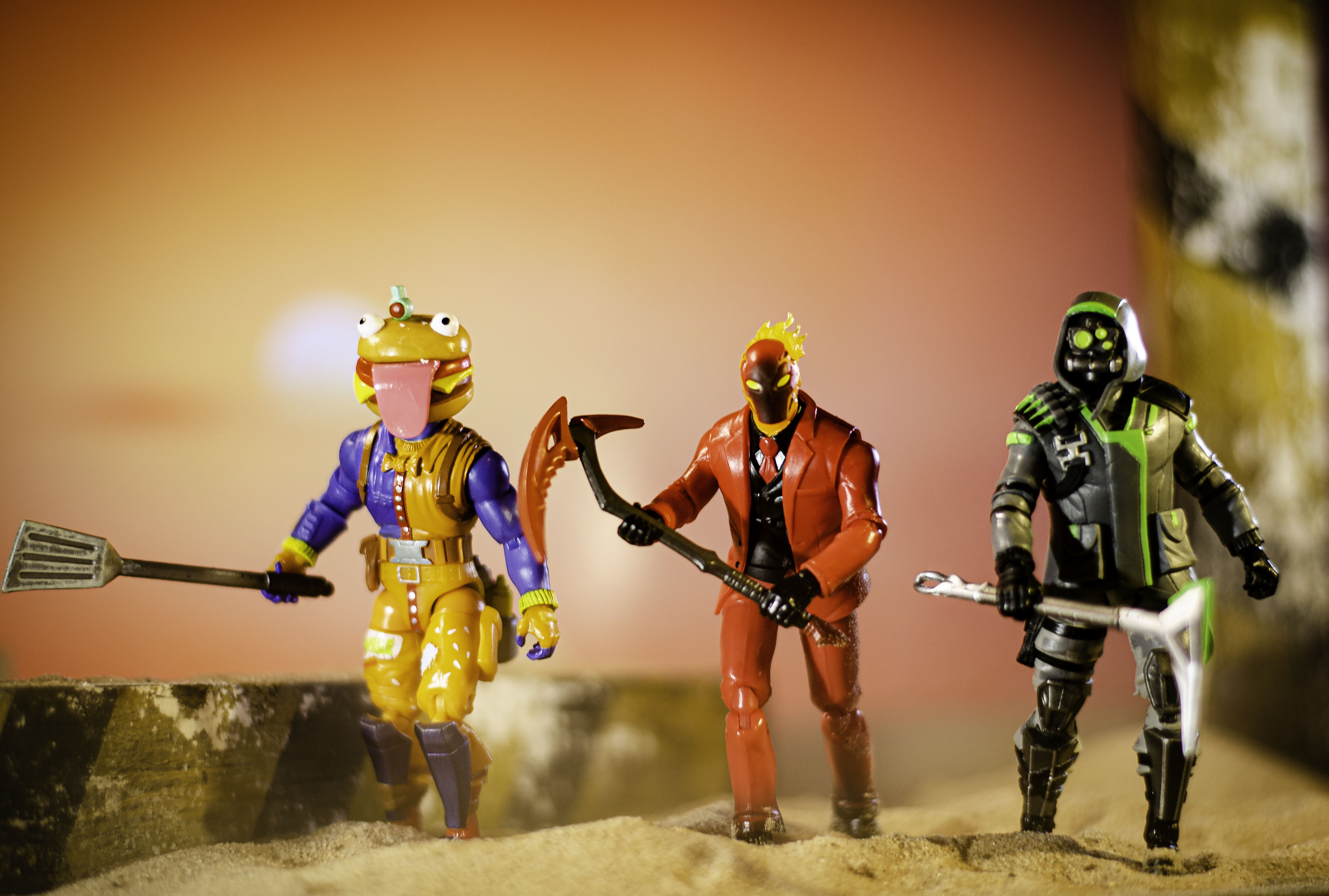 

Коллекционная фигурка Jazwares Fortnite Solo Mode Inferno S4, 10 см. (JN63FNT0259)