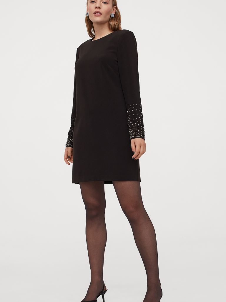 

Платье H&M 927532b14 М Черное
