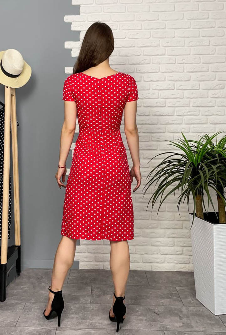 

Fashions • Платье с разрезом Аурика Fashions  красный (9670-фг, Fashions • Платье с разрезом Аурика Fashions 42 красный (9670-фг)