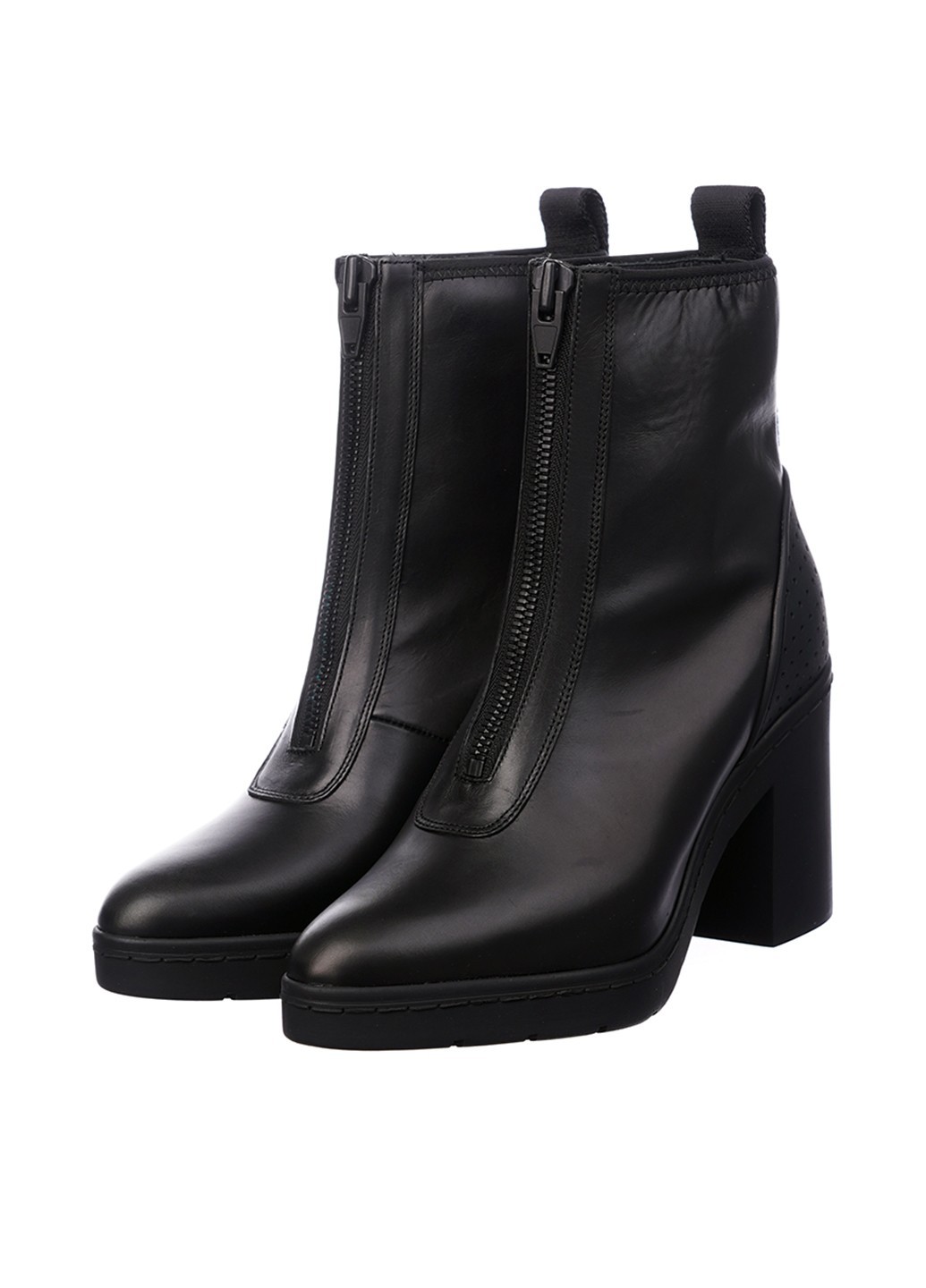 

Осенние ботинки Alexander Wang (1510000-40р.)