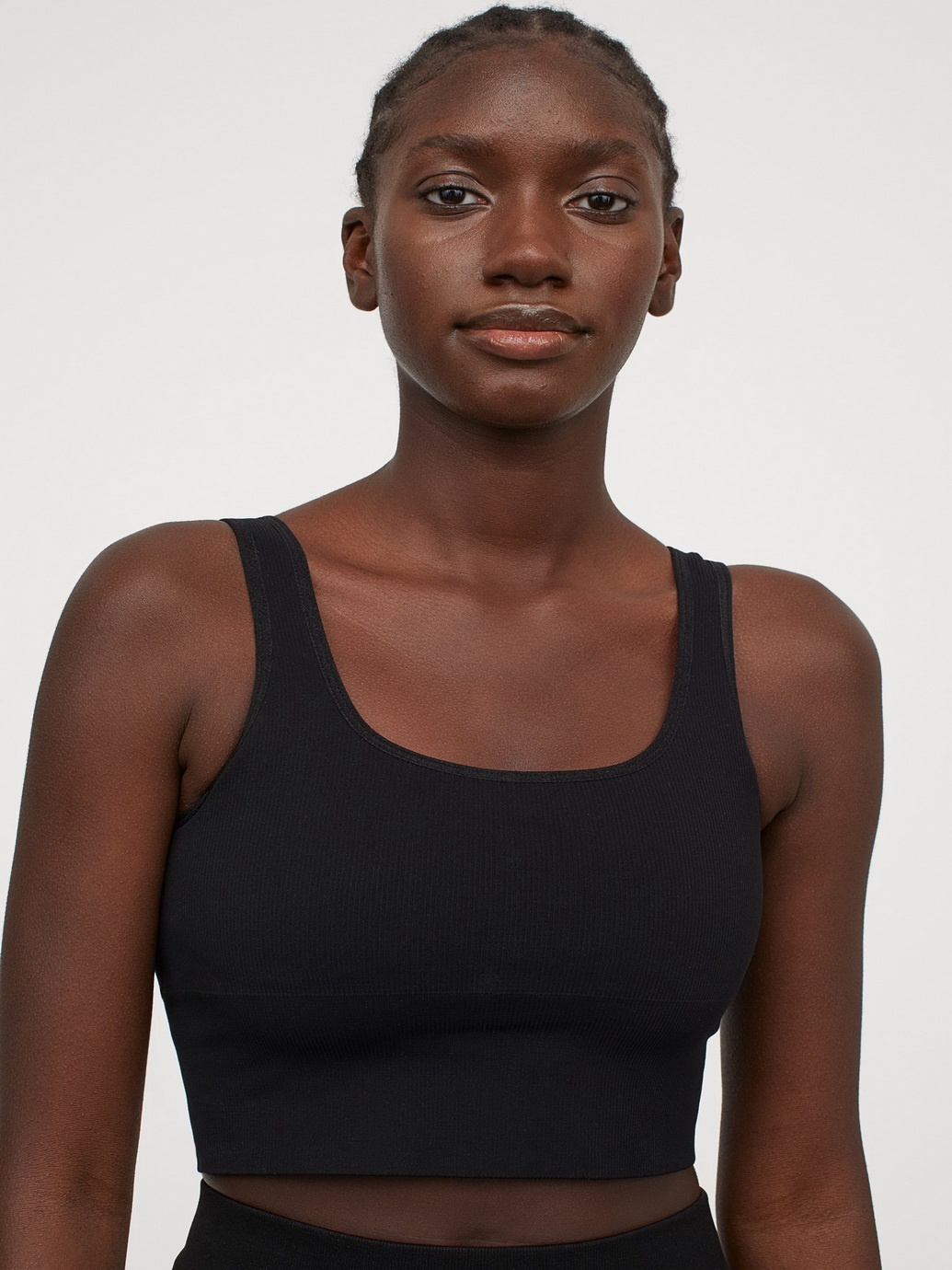 

Спортивный топ H&M Sport zh0852174 L Черный