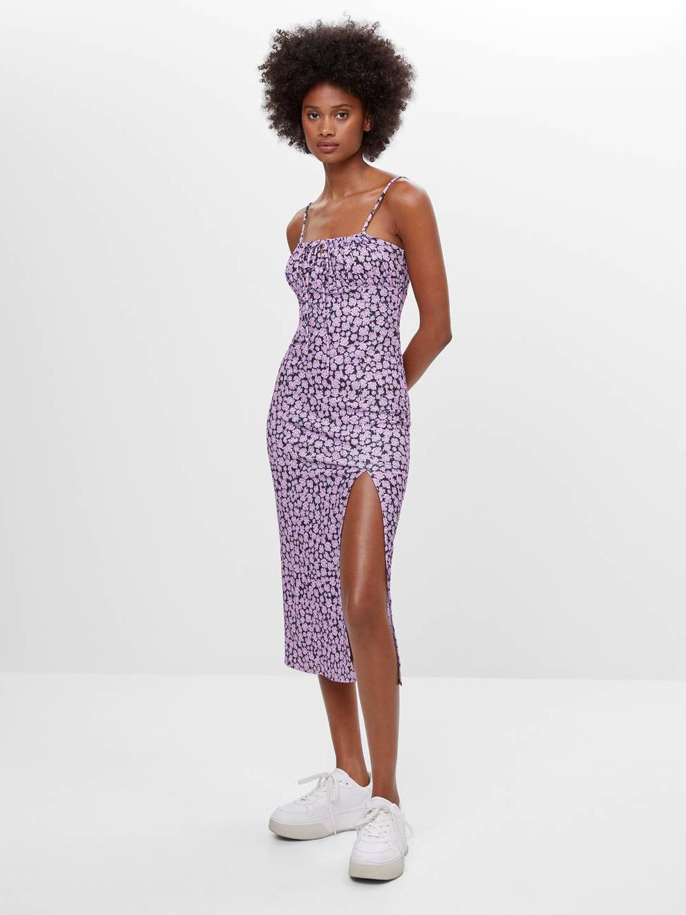 

Платье Bershka 5421/594/629 S Черное