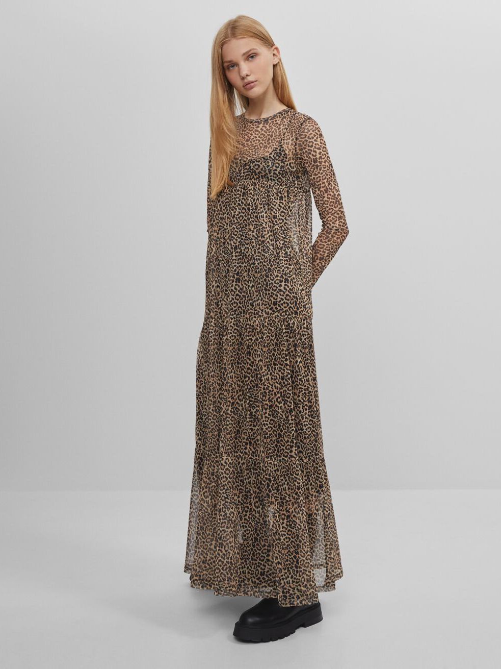 

Платье Bershka 5595/187/711 M Леопардовое