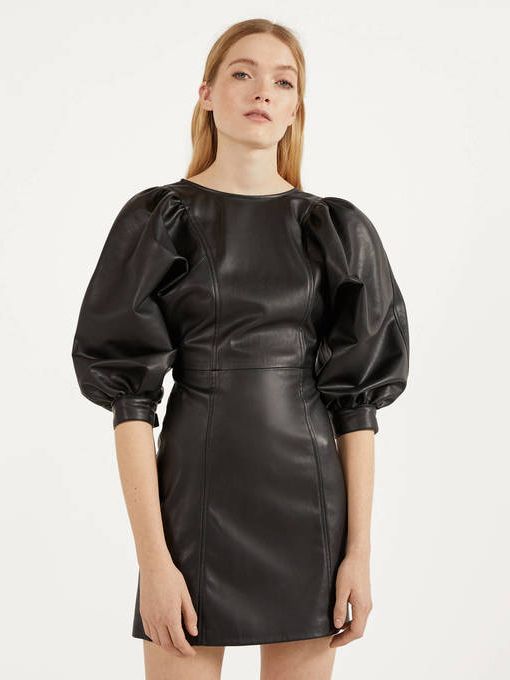 

Платье Bershka 0376/085/800  Черное, Платье Bershka 0376/085/800 XS Черное