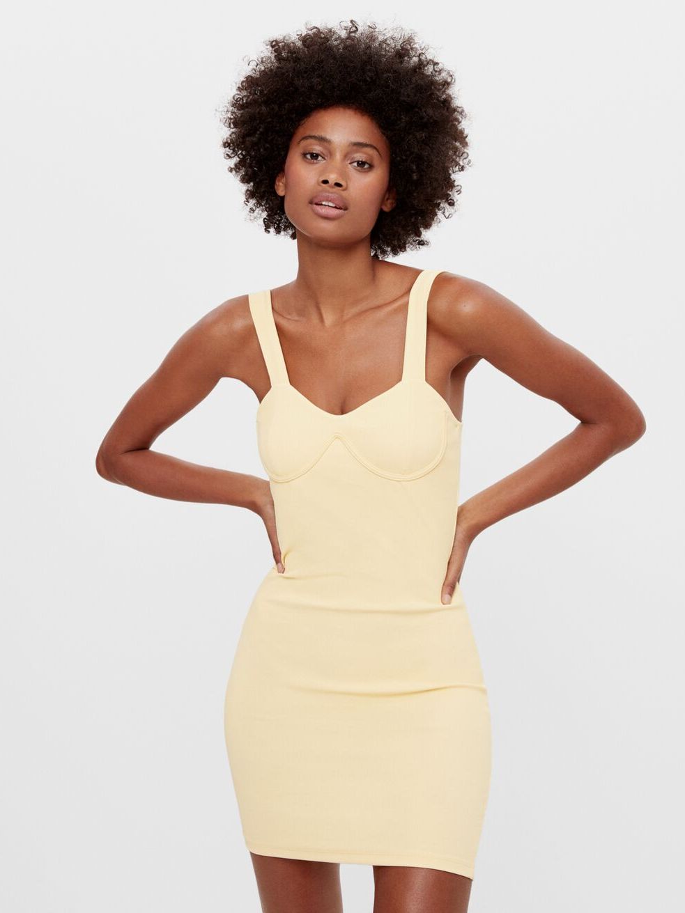 

Платье Bershka 0530/326/300  Желтое, Платье Bershka 0530/326/300 L Желтое