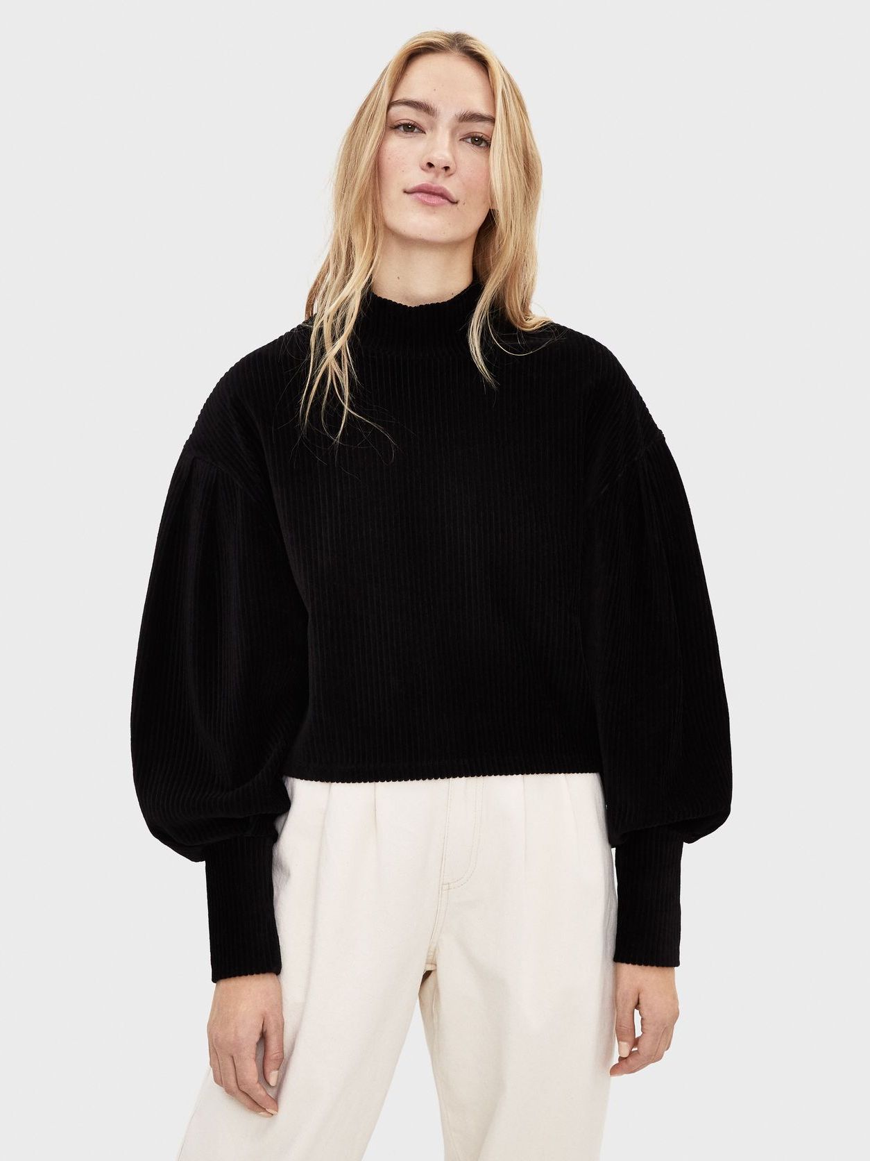 

Свитер Bershka 1624/315/800  Черный, Свитер Bershka 1624/315/800 S Черный