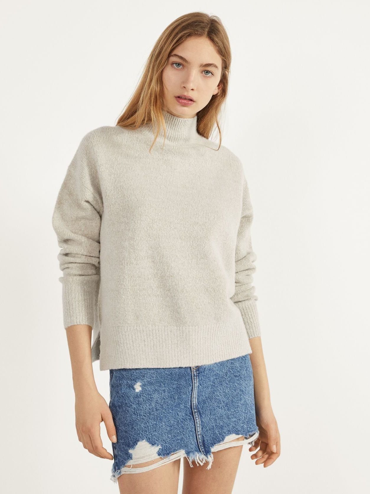 

Свитер Bershka 6853/623/754 XS Светло-серый