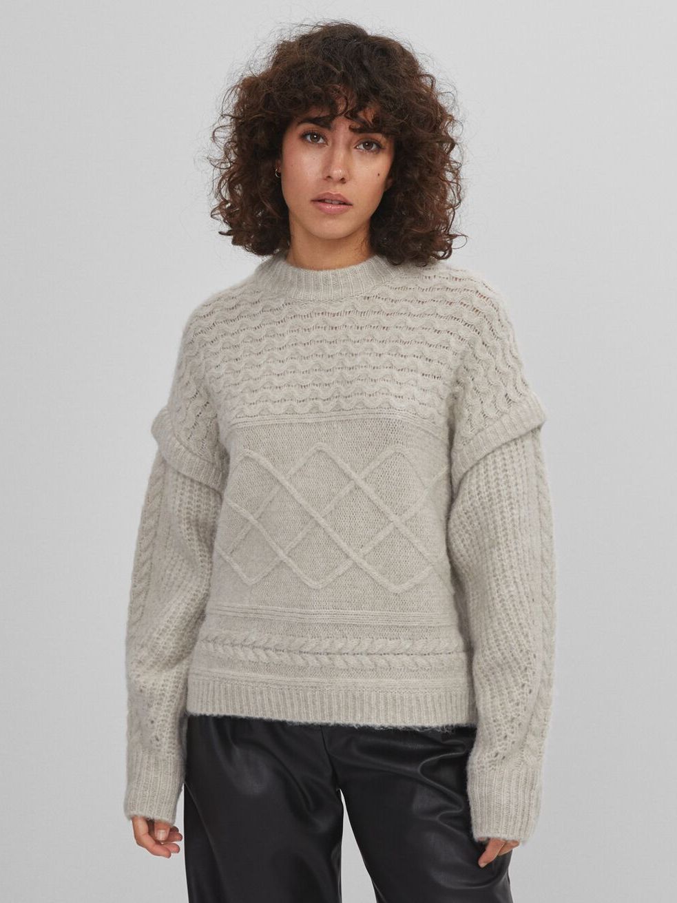 

Джемпер Bershka 6935/680/830 S Светло-серый