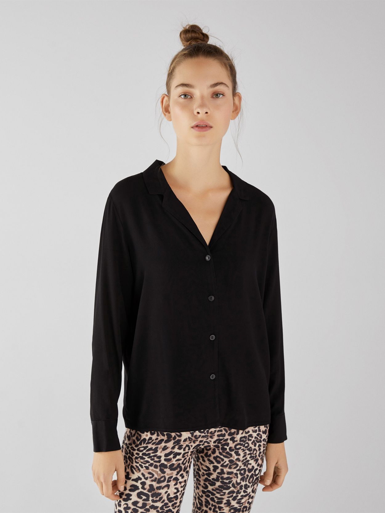 

Блузка Bershka 5823/880/800  Черная, Блузка Bershka 5823/880/800 L Черная
