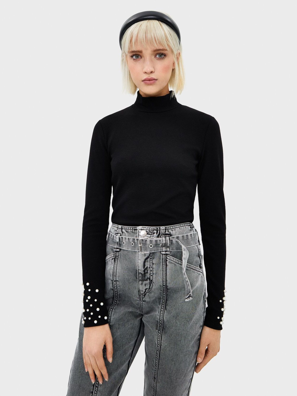 

Гольф Bershka 7223/115/800 XS Черный
