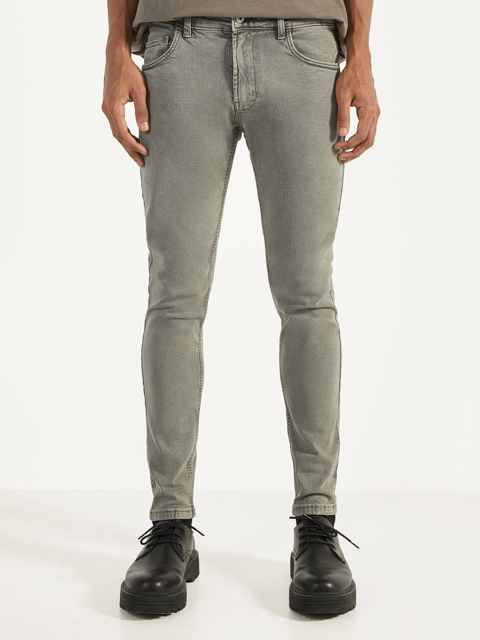 

Джинсы Bershka 0293/388/802  Графитовые, Джинсы Bershka 0293/388/802 36 Графитовые