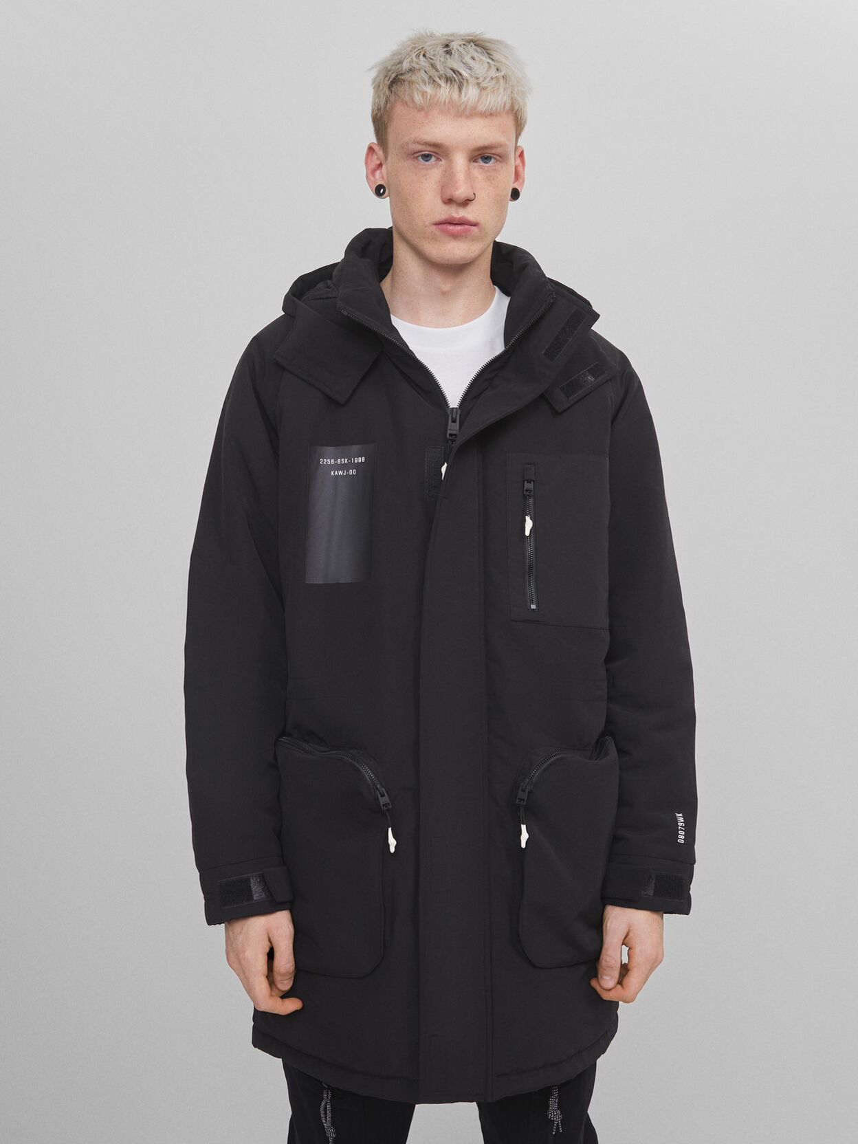 

Парка Bershka 6388/086/800 XL Черная
