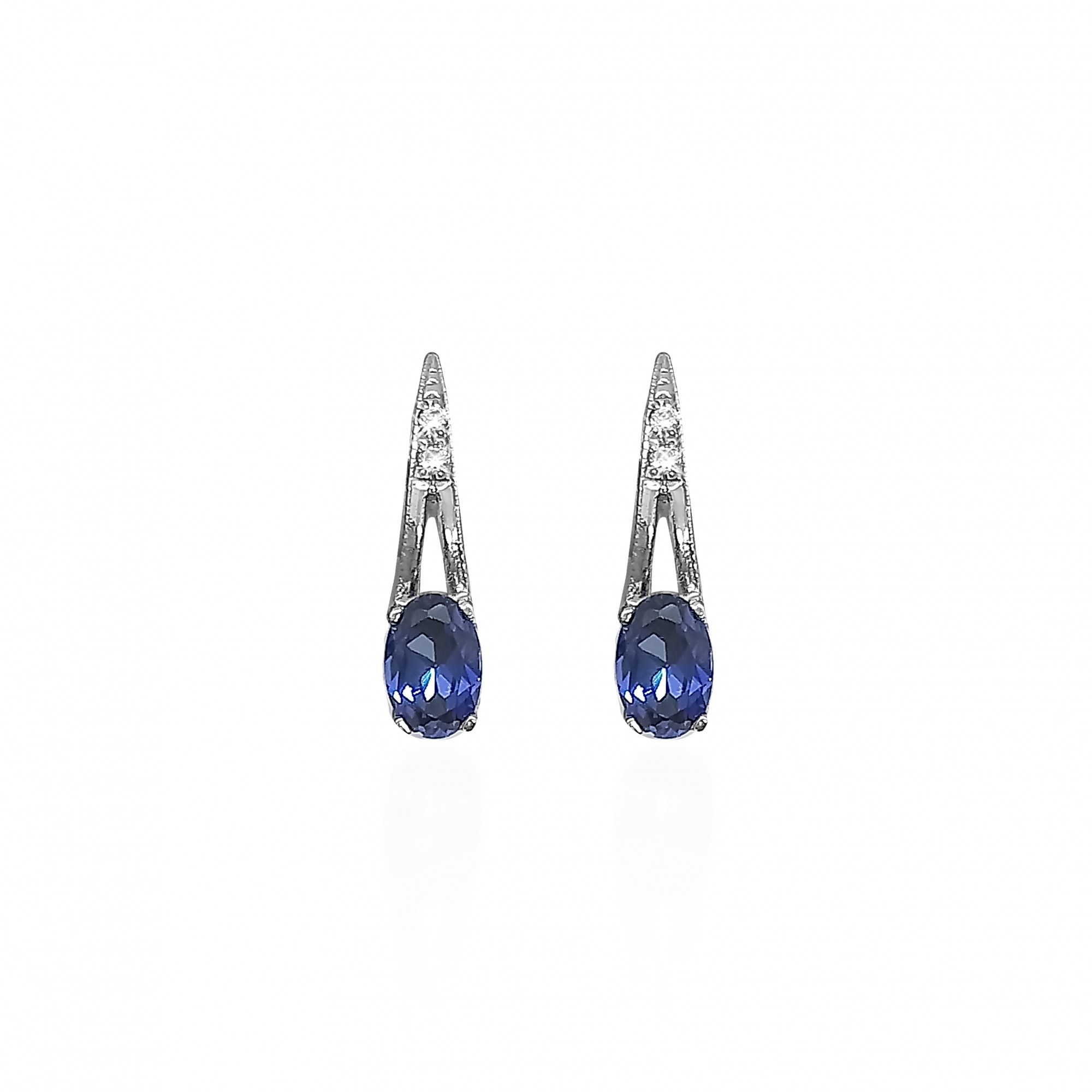 

Серьги из серебра с сапфирами 25200с