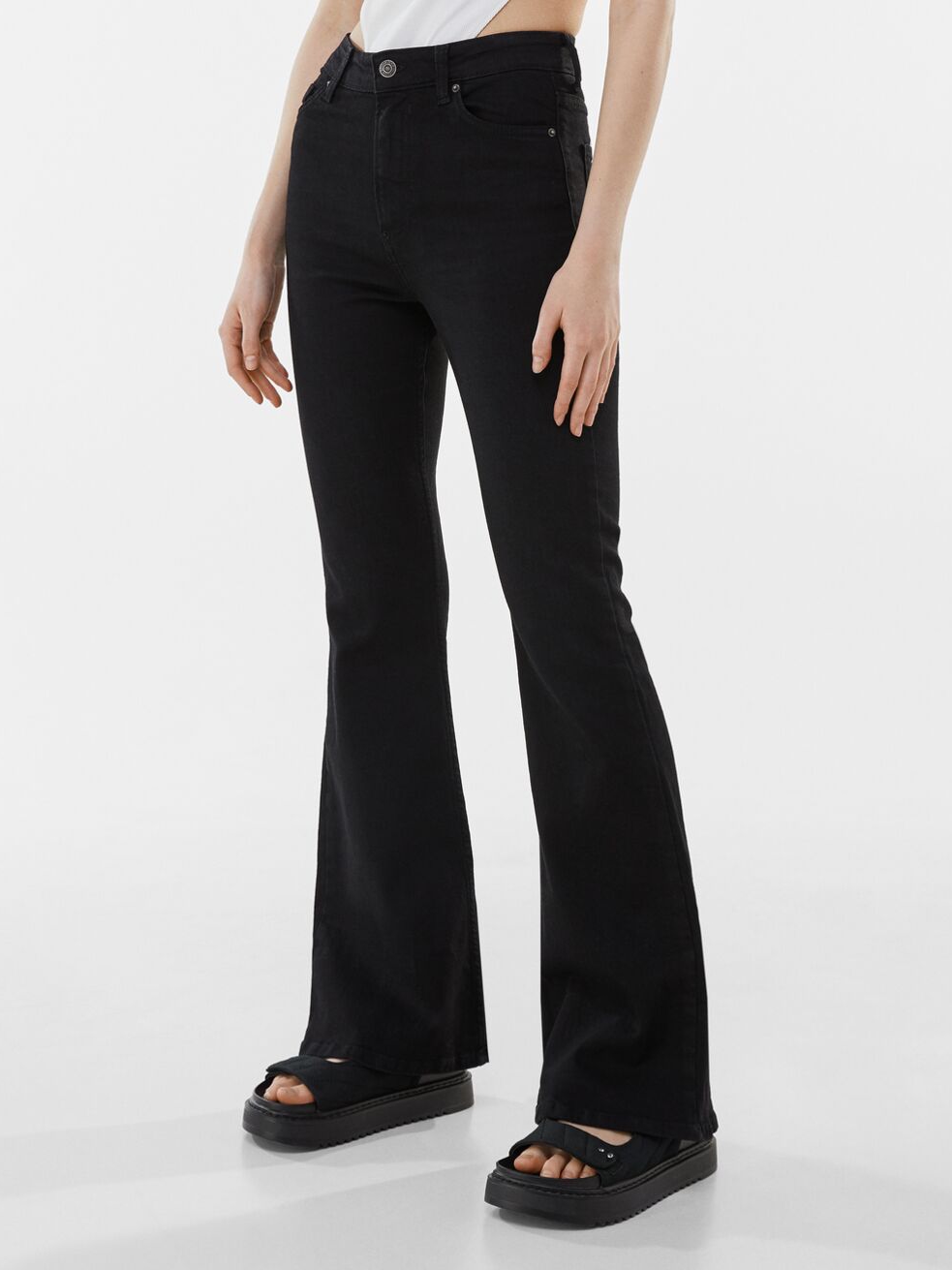 

Джинсы Bershka 5003/936/800 42 Графитовые