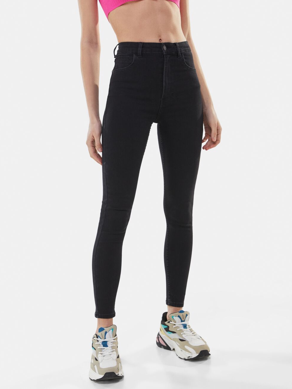 

Джинсы Bershka 5004/888/800 34 Черный джинс