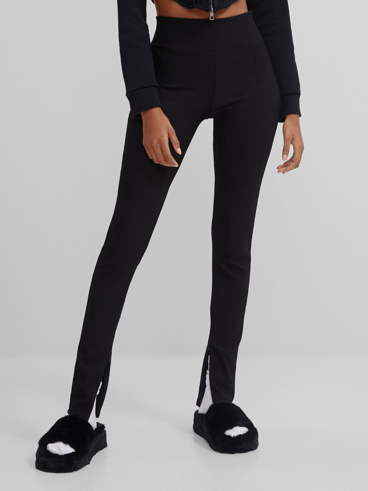 

Лосины Bershka 5096/296/800 S Черные