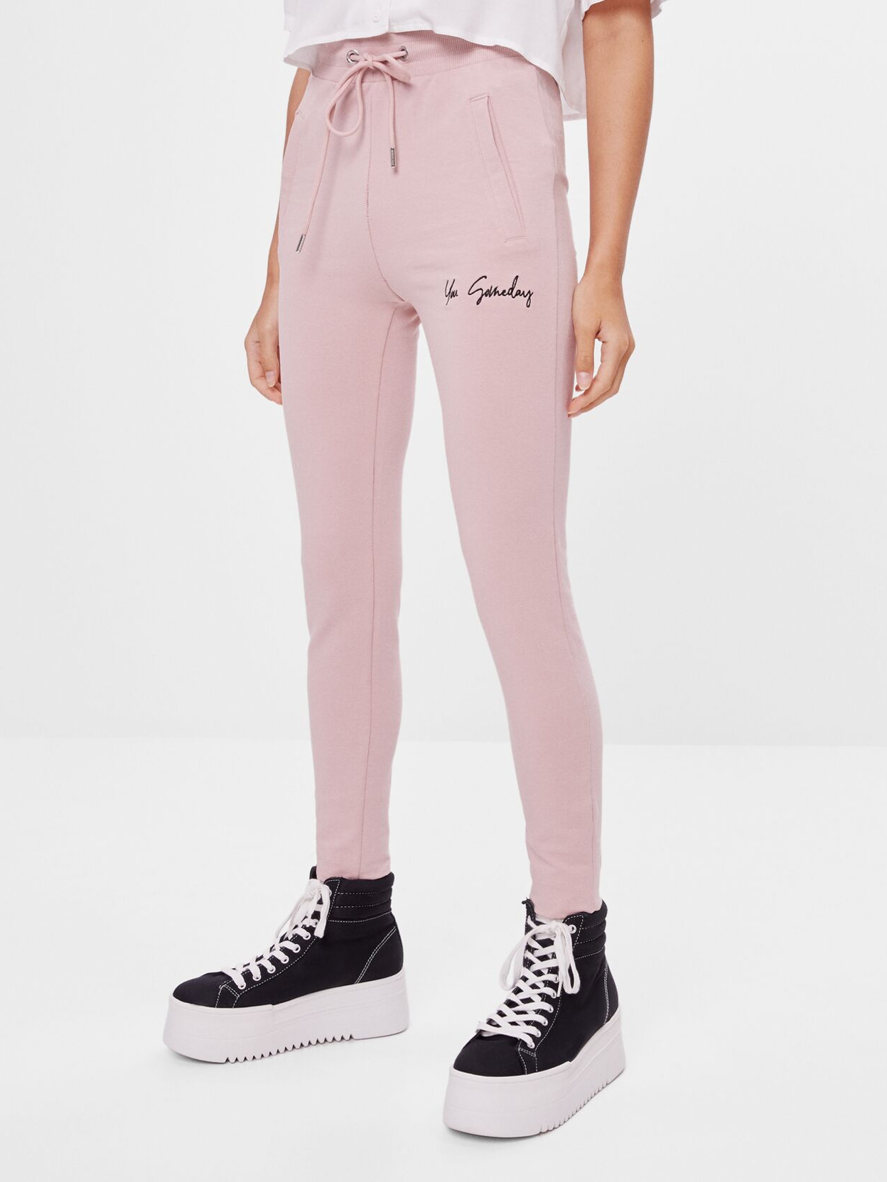 

Спортивные штаны Bershka 5214/478/902  Пудра, Спортивные штаны Bershka 5214/478/902 M Пудра