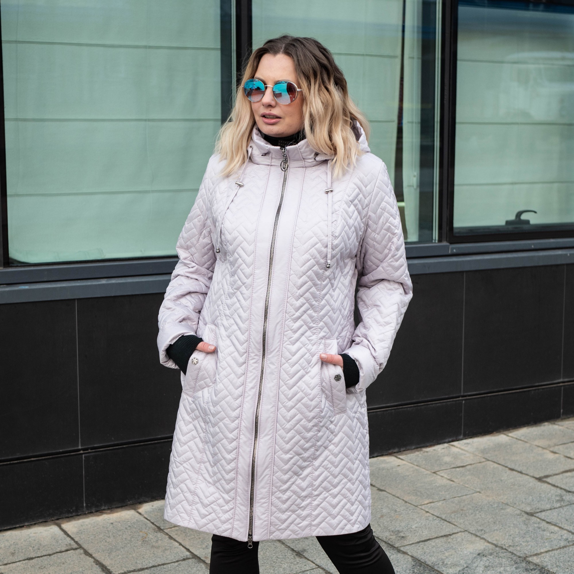

Удлиненная женская демисезонная куртка большого размера UF-Fashion Адель-g 58 молочный