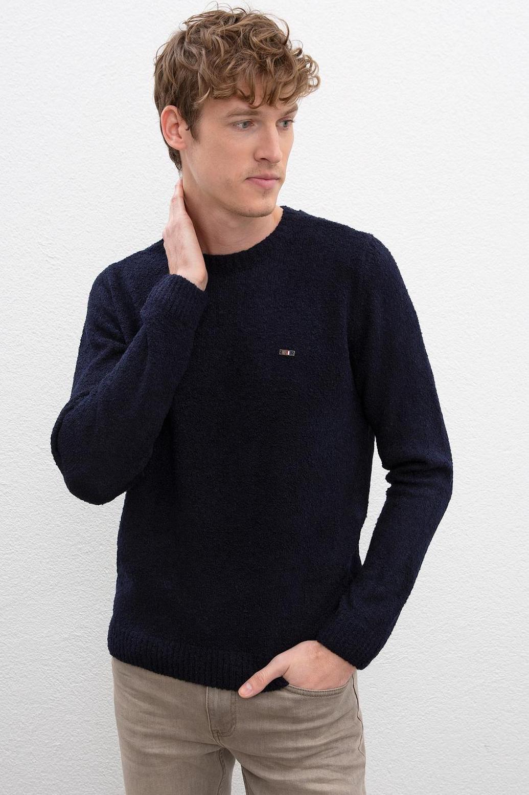 

Свитер мужской U.S. Polo Assn. Синий  (842403 VR033, Свитер мужской U.S. Polo Assn. Синий 52 (842403 VR033)