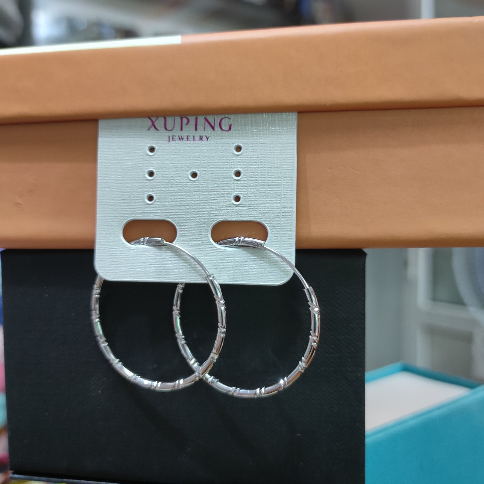 

Серьги Xuping Кольца диаметр 2,5 см посеребренные 99833