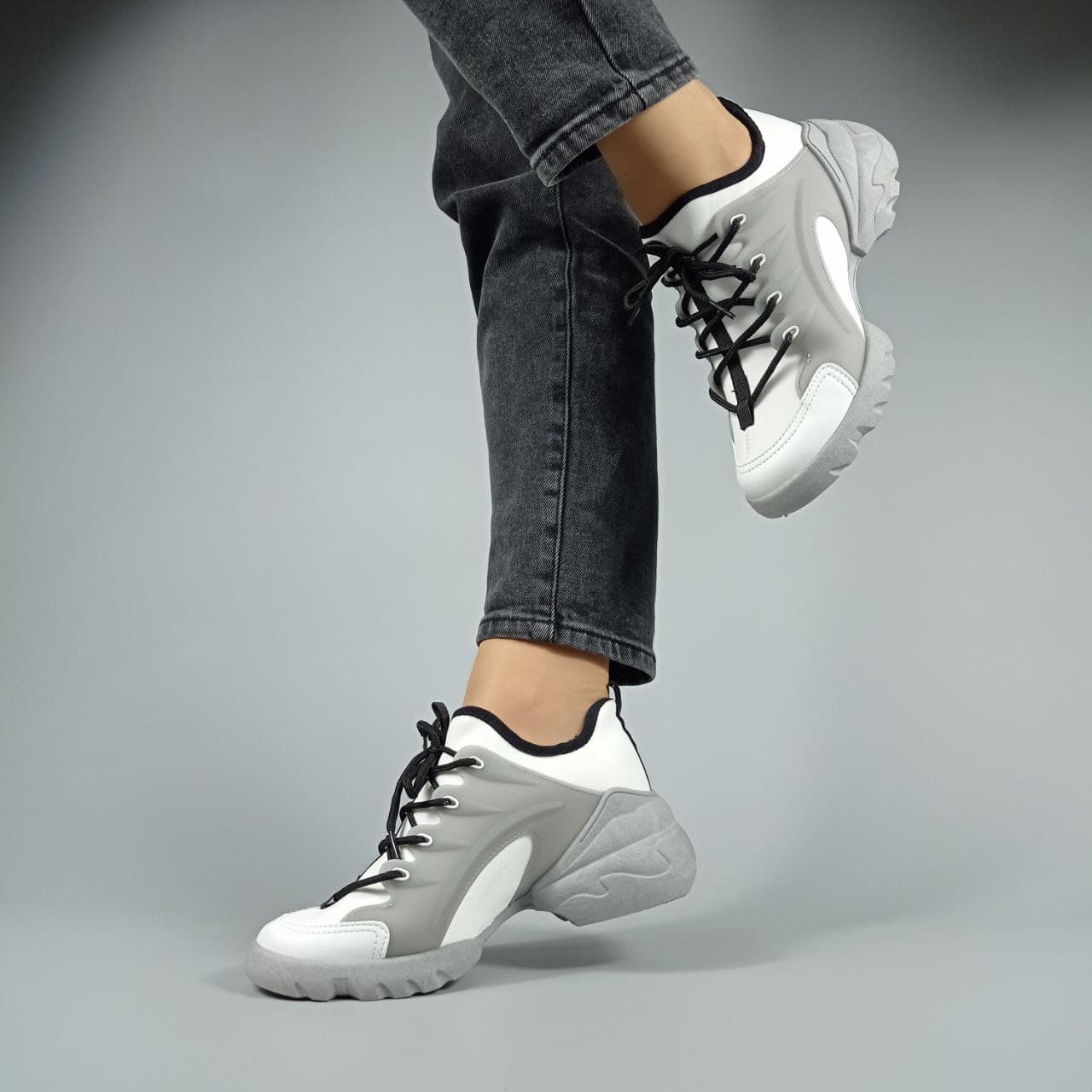 

Кроссовки Stilli RA873-2 WHITE GREY 39 Комбинированный (RA873-2WTGR)