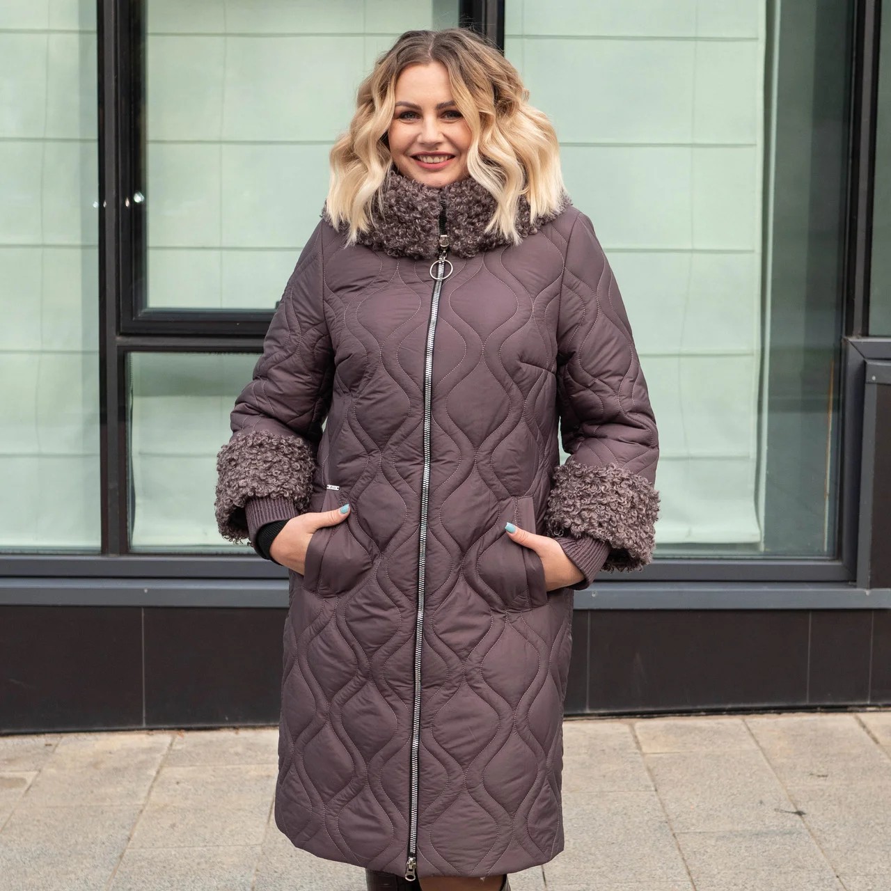 

Зимняя женская куртка большого размера UF-Fashion Оля барашек -ad 58 шоколадный