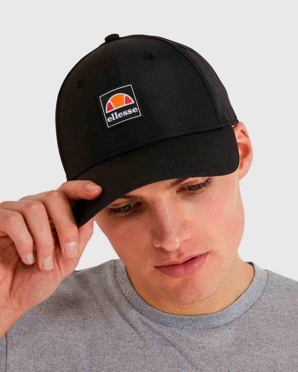 

Кепка Ellesse 0 (Б/р) Черный SBIA1855E0V-BLACK
