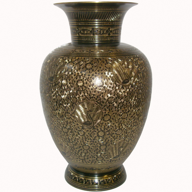 Индийские вазы из латуни фото