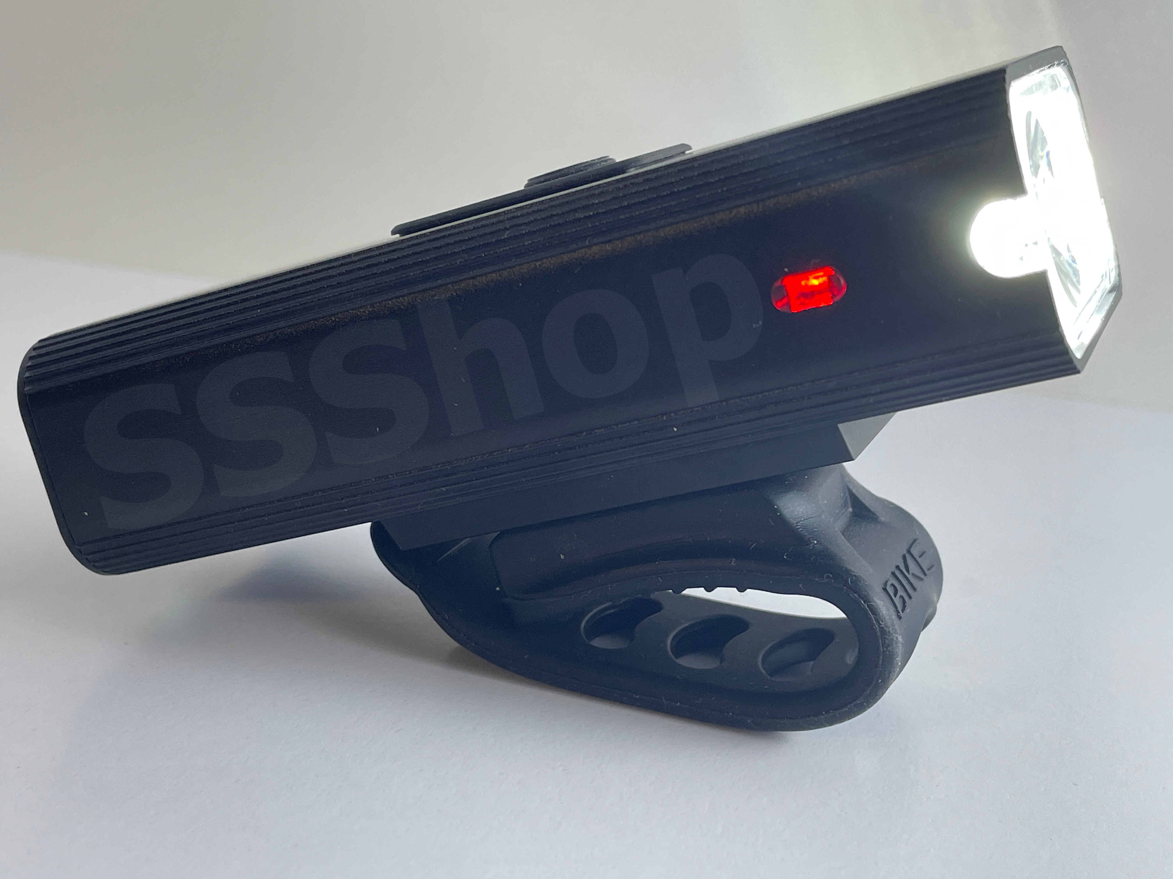 

Мощная аккумуляторная вело фара Велосипедный фонарь Usams Bike Black с функцией PowerBank на 6 режимов