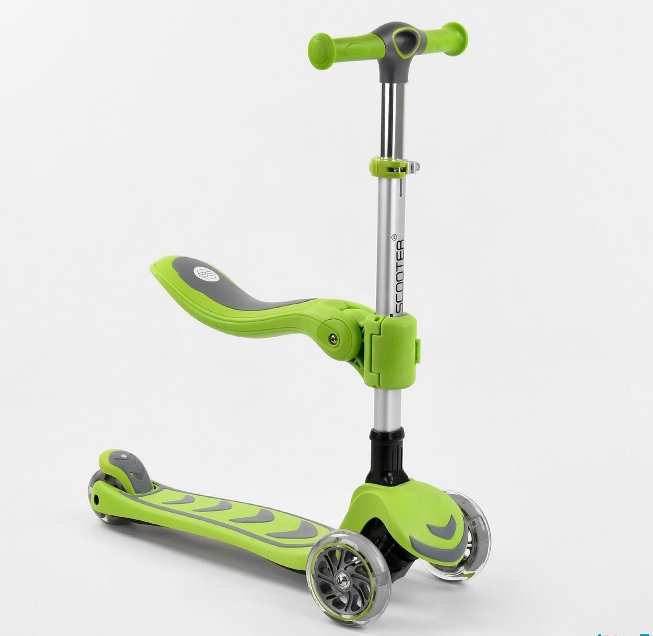 

Самокат трехколесный Best Scooter, с сидением, складной алюминиевый руль, колеса PU салатовый