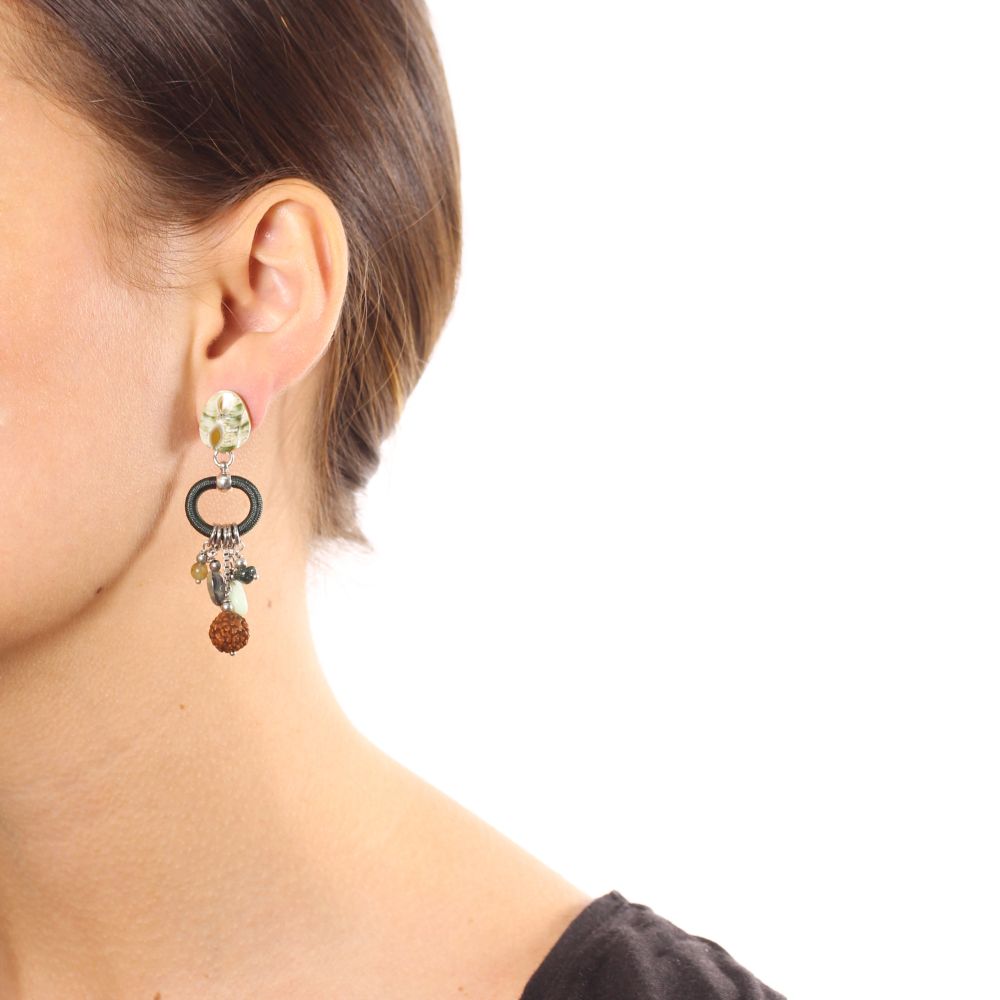 

Серьги Nature Bijoux из хризопраз, семя дерева Рудракша, хрустальные бусины, раковина "Морское ушко", яшма, 12--34385