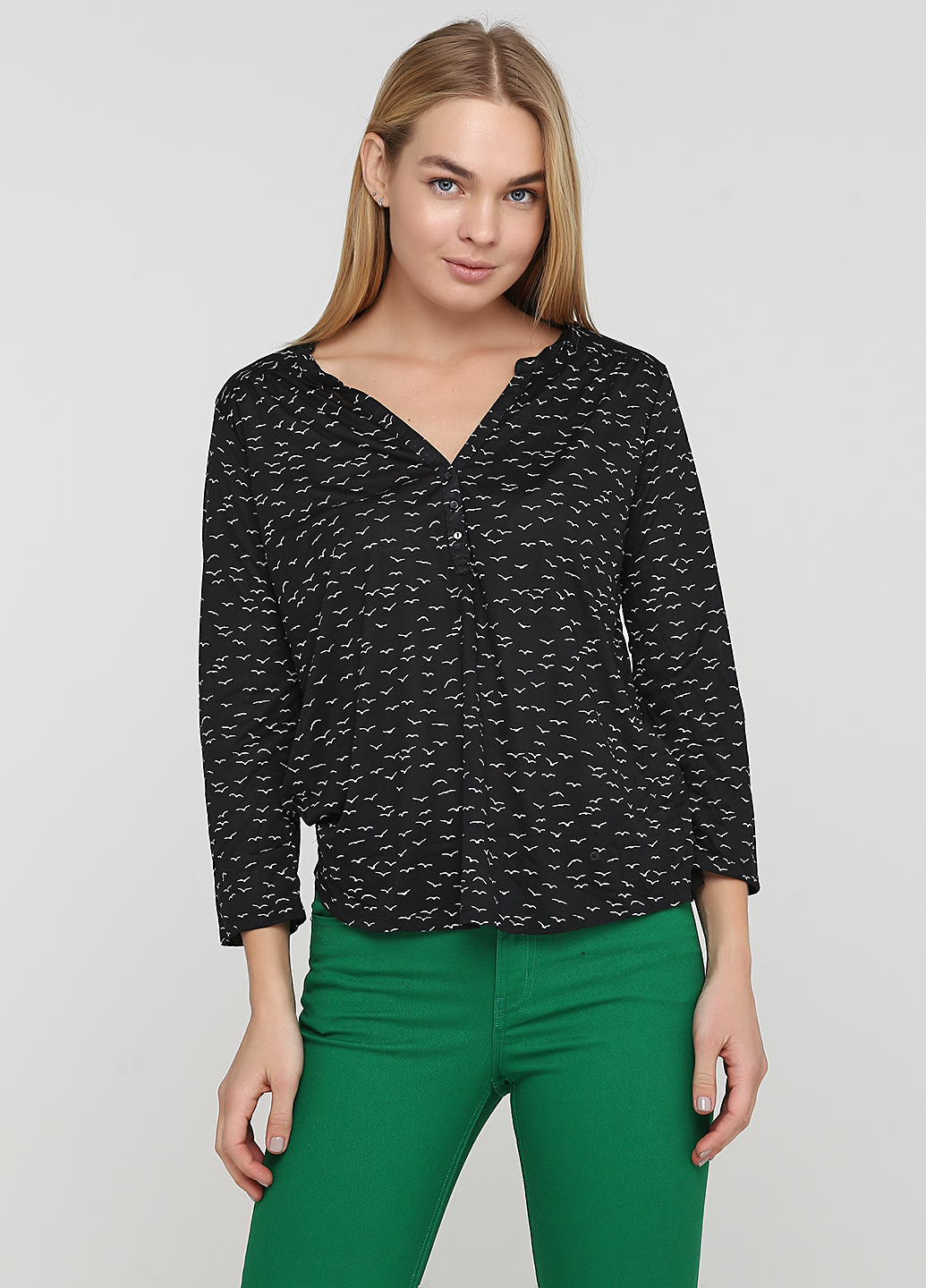 

Блуза H&  Черный 0308061_черн.птицы_01, Блуза H&M M Черный 0308061_черн.птицы_01
