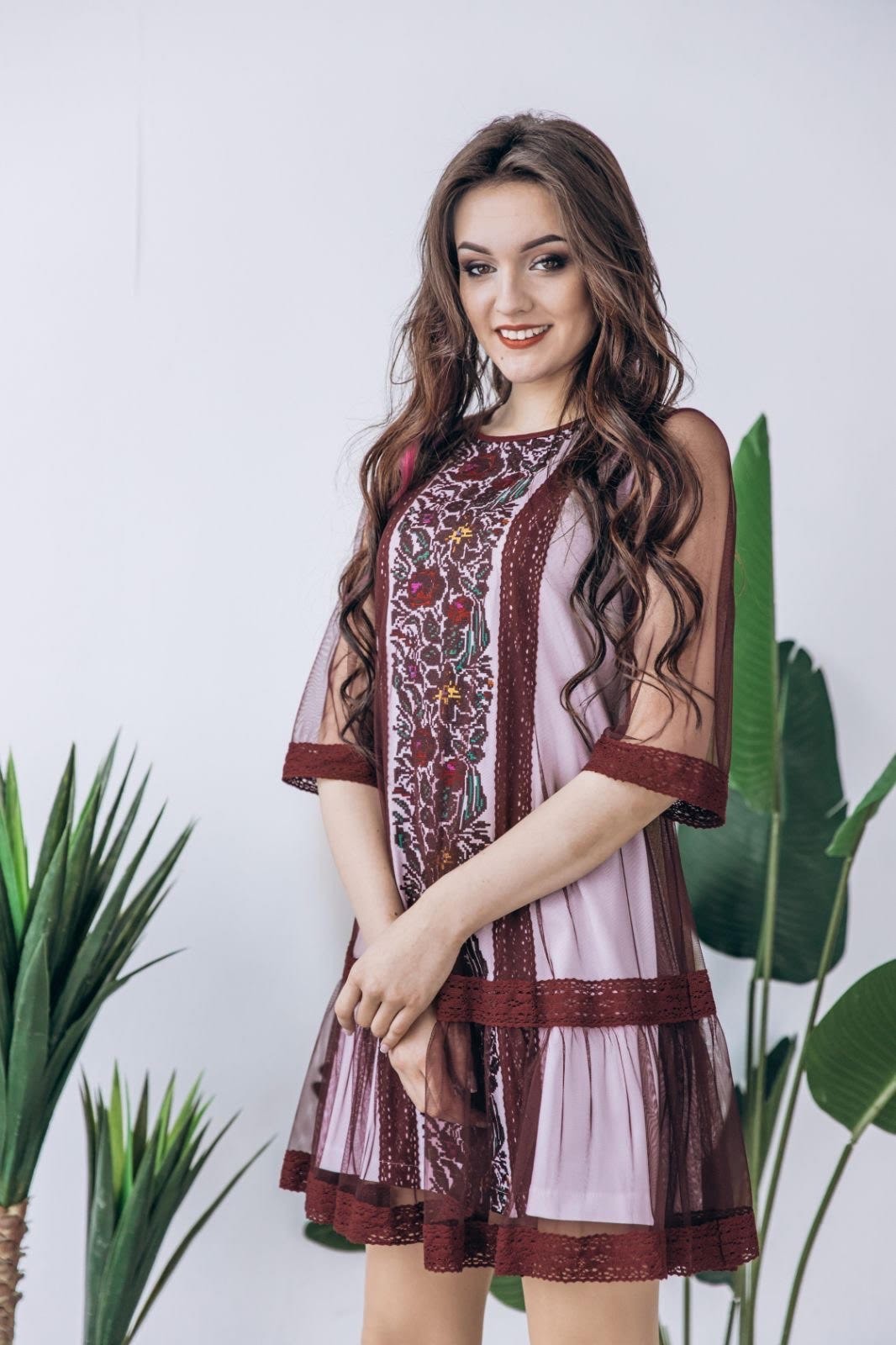 

Платье-вышиванка Скиба СК6752 50 Кофейное с рукавом