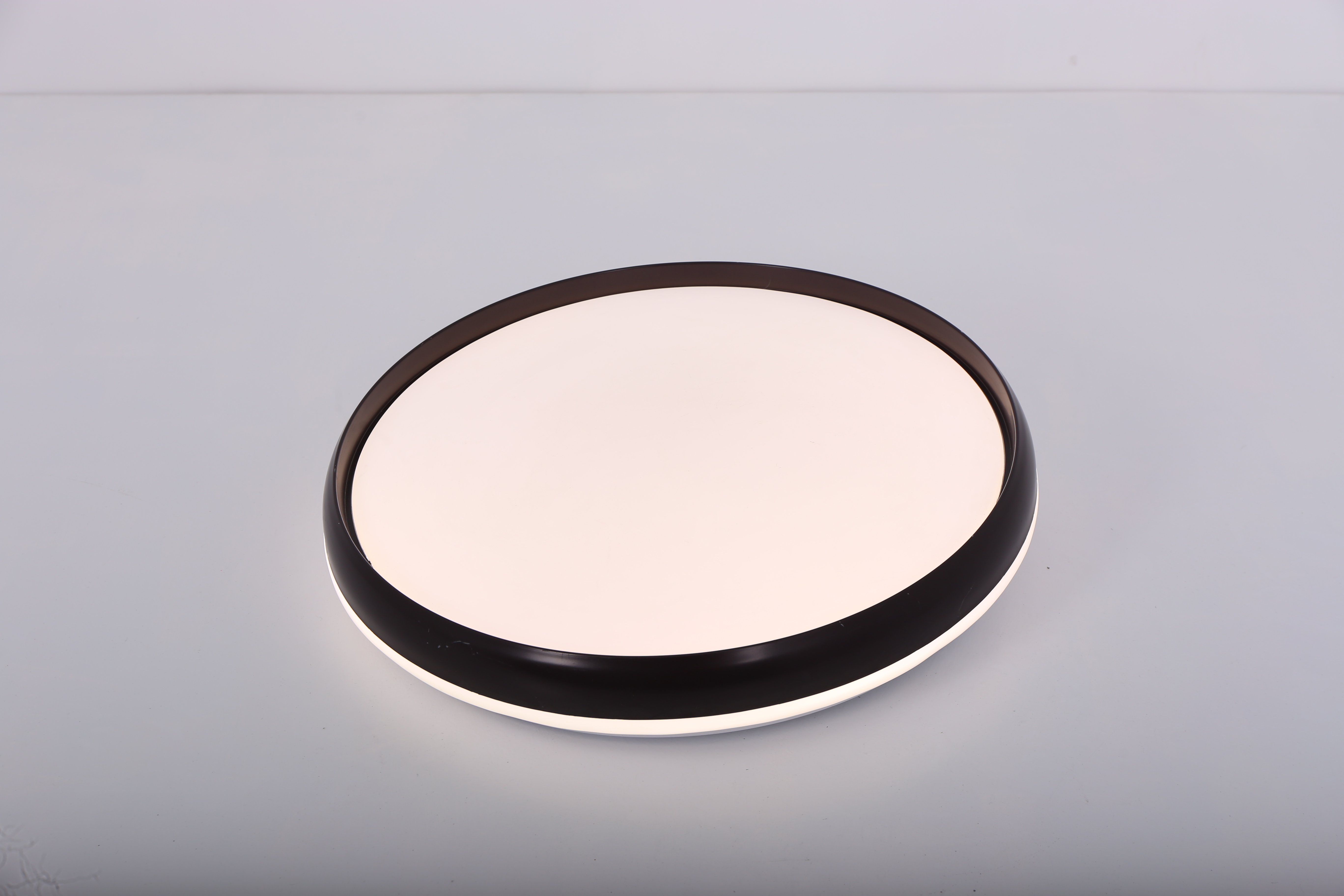 

Люстра Sirius C9015 400 светодиодная смарт