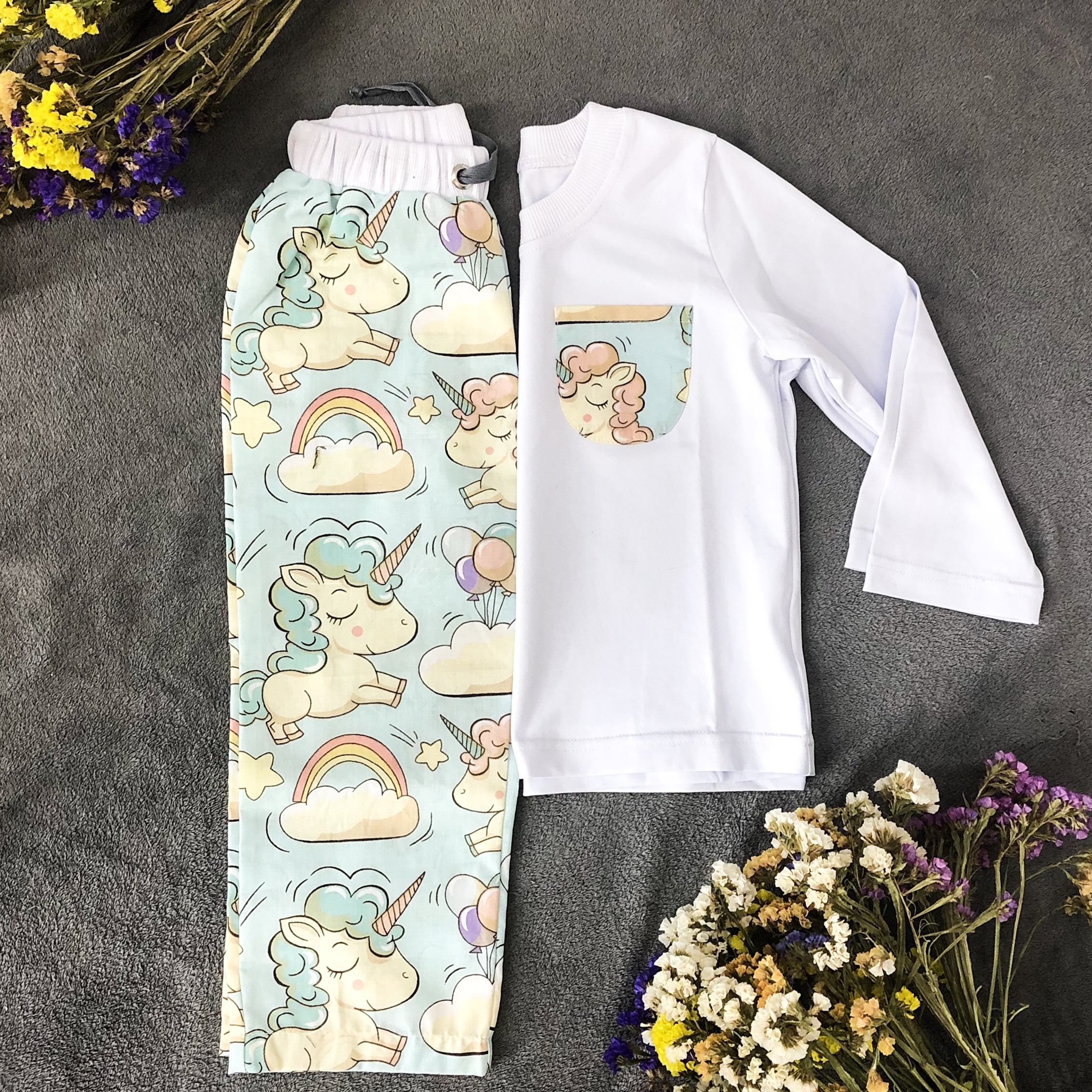 

Хлопковая пижама (кофта+брюки) Pijama po fanu  белая с единорогами 111181, Хлопковая пижама (кофта+брюки) Pijama po fanu M белая с единорогами 111181