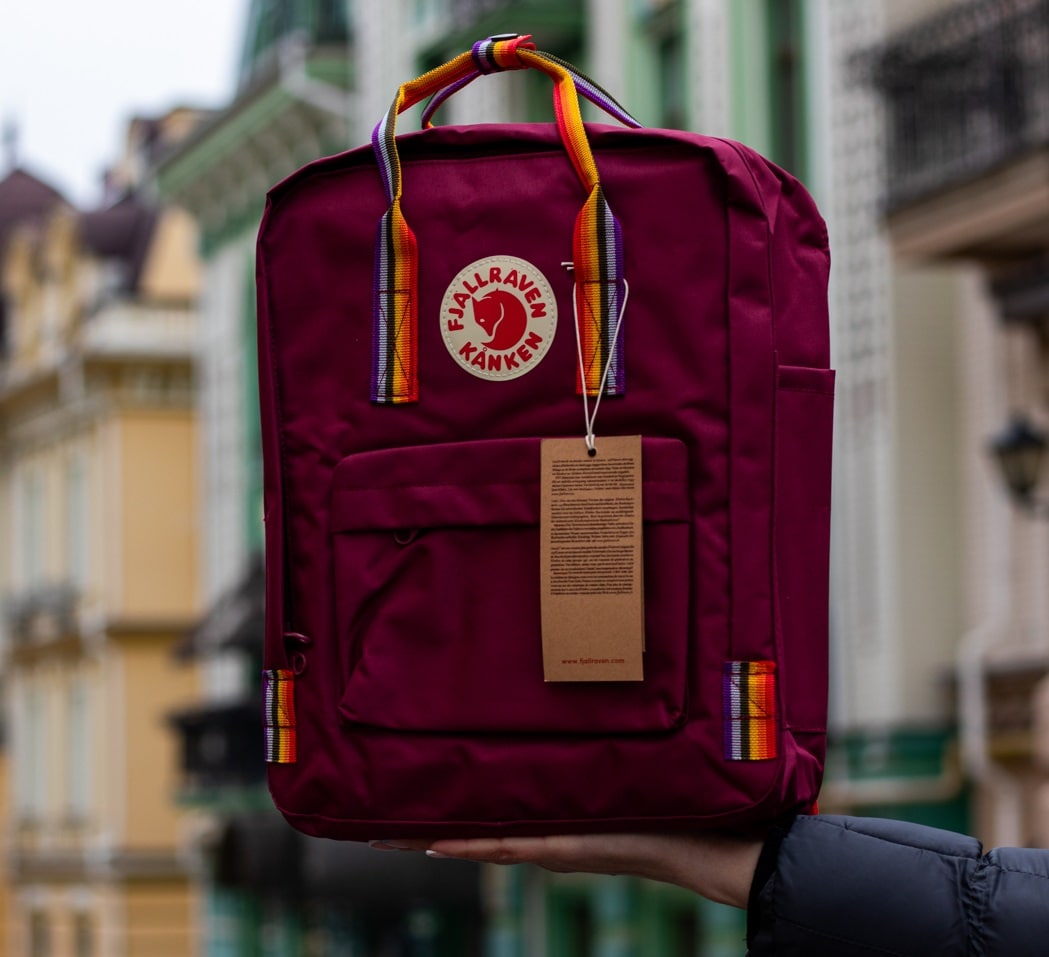 

Рюкзак Fjallraven Kanken Rainbow